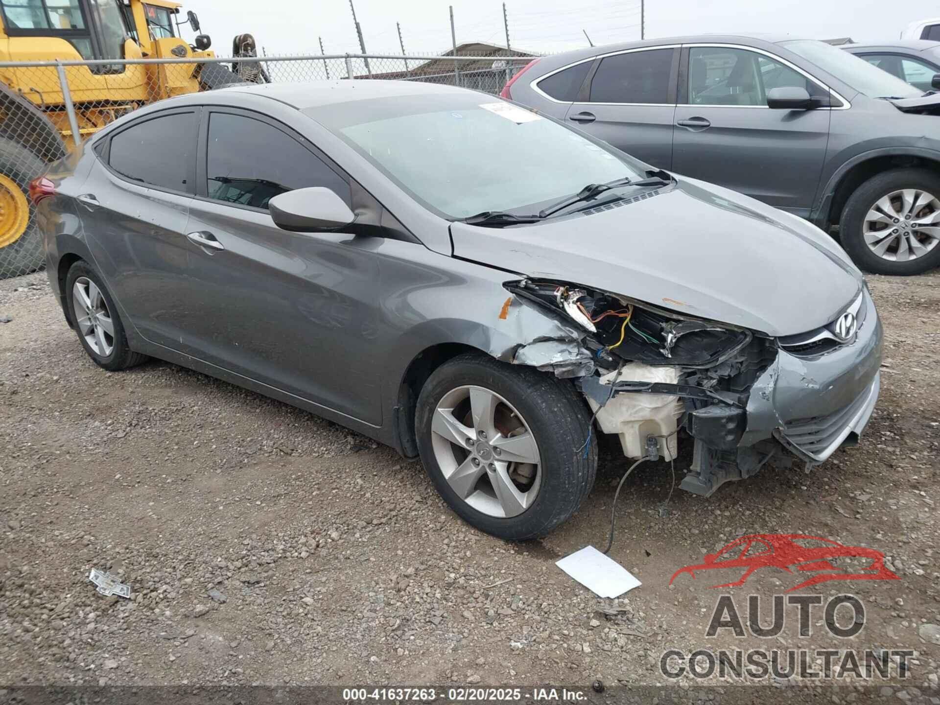 HYUNDAI ELANTRA 2013 - 5NPDH4AE3DH425023