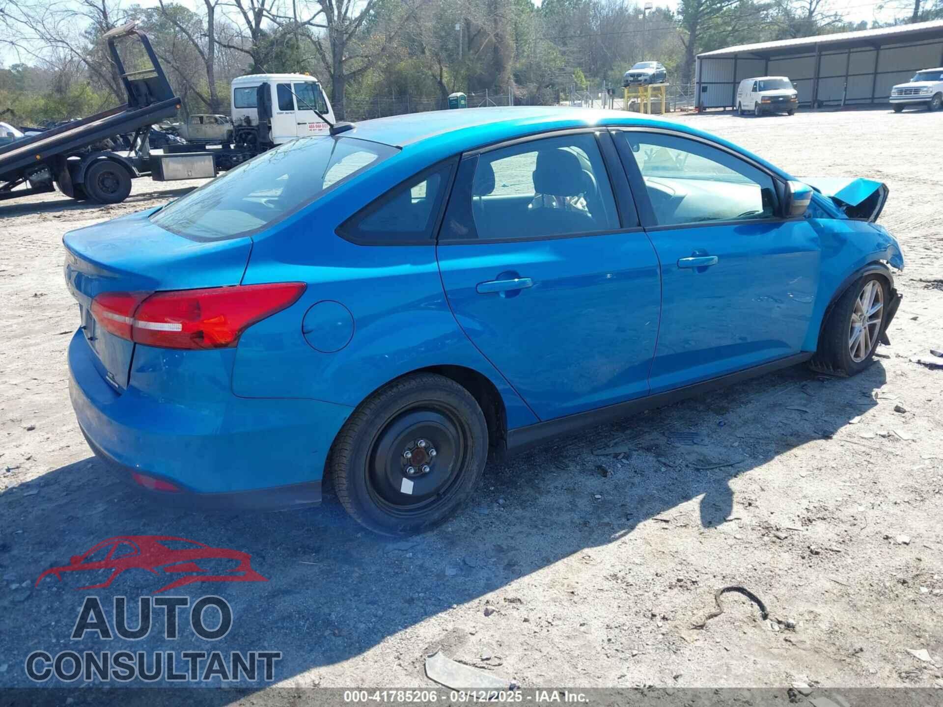 FORD FOCUS 2015 - 1FADP3F25FL200831