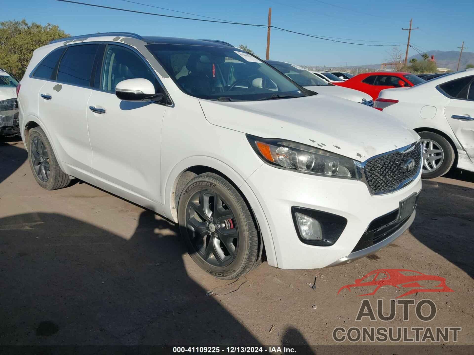 KIA SORENTO 2016 - 5XYPK4A55GG117930