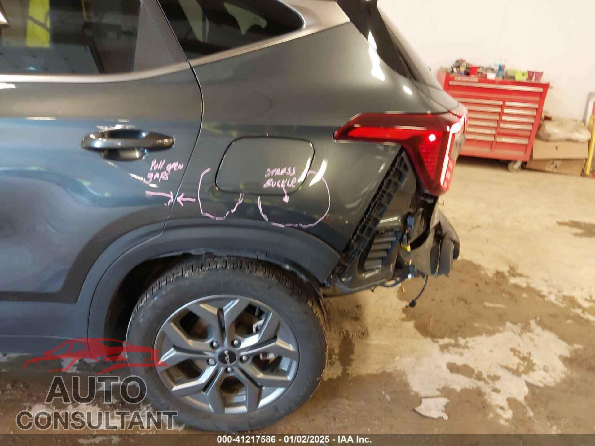 KIA SELTOS 2024 - KNDEUCAA2R7585235