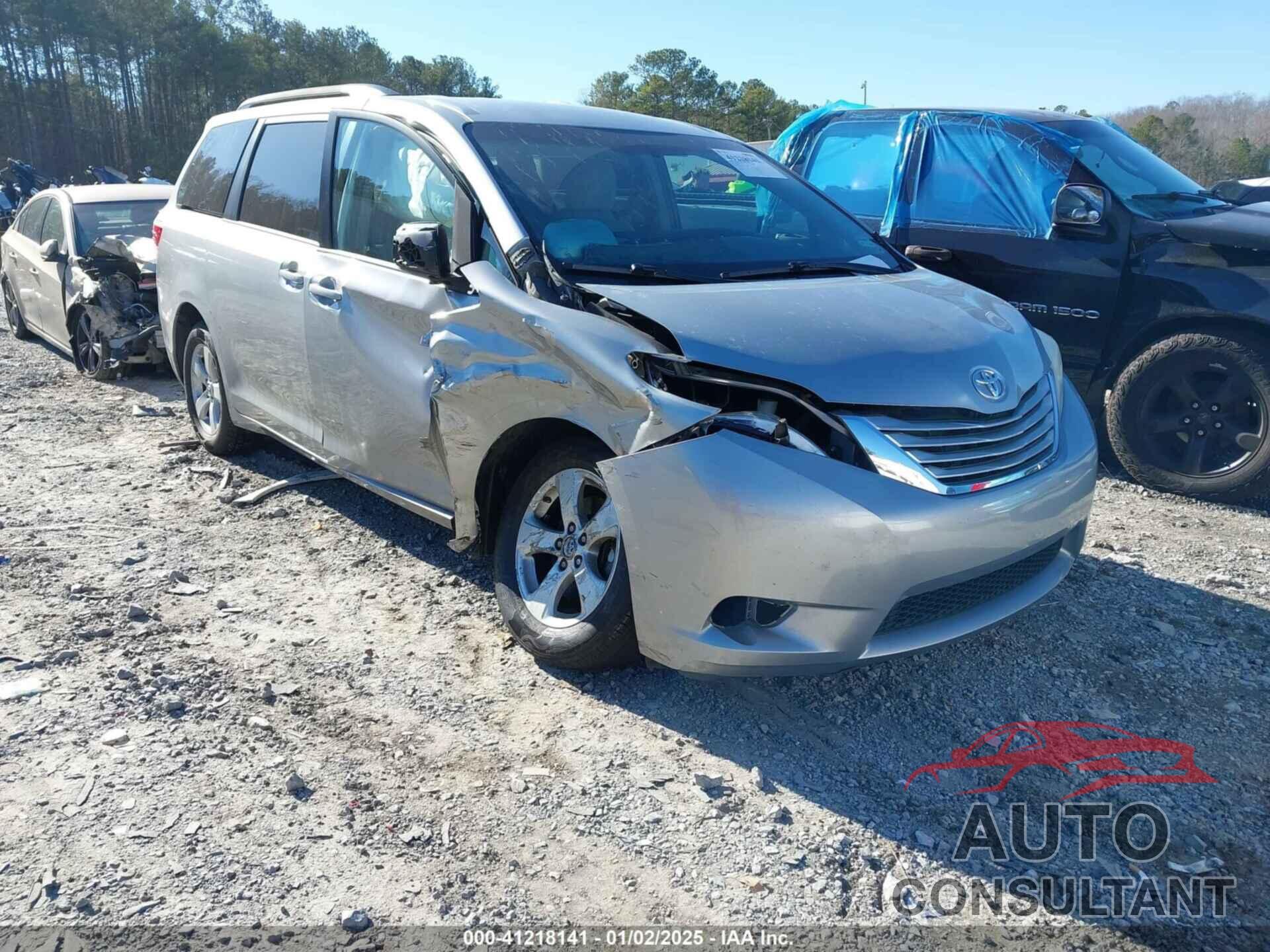 TOYOTA SIENNA 2015 - 5TDKK3DC4FS653929