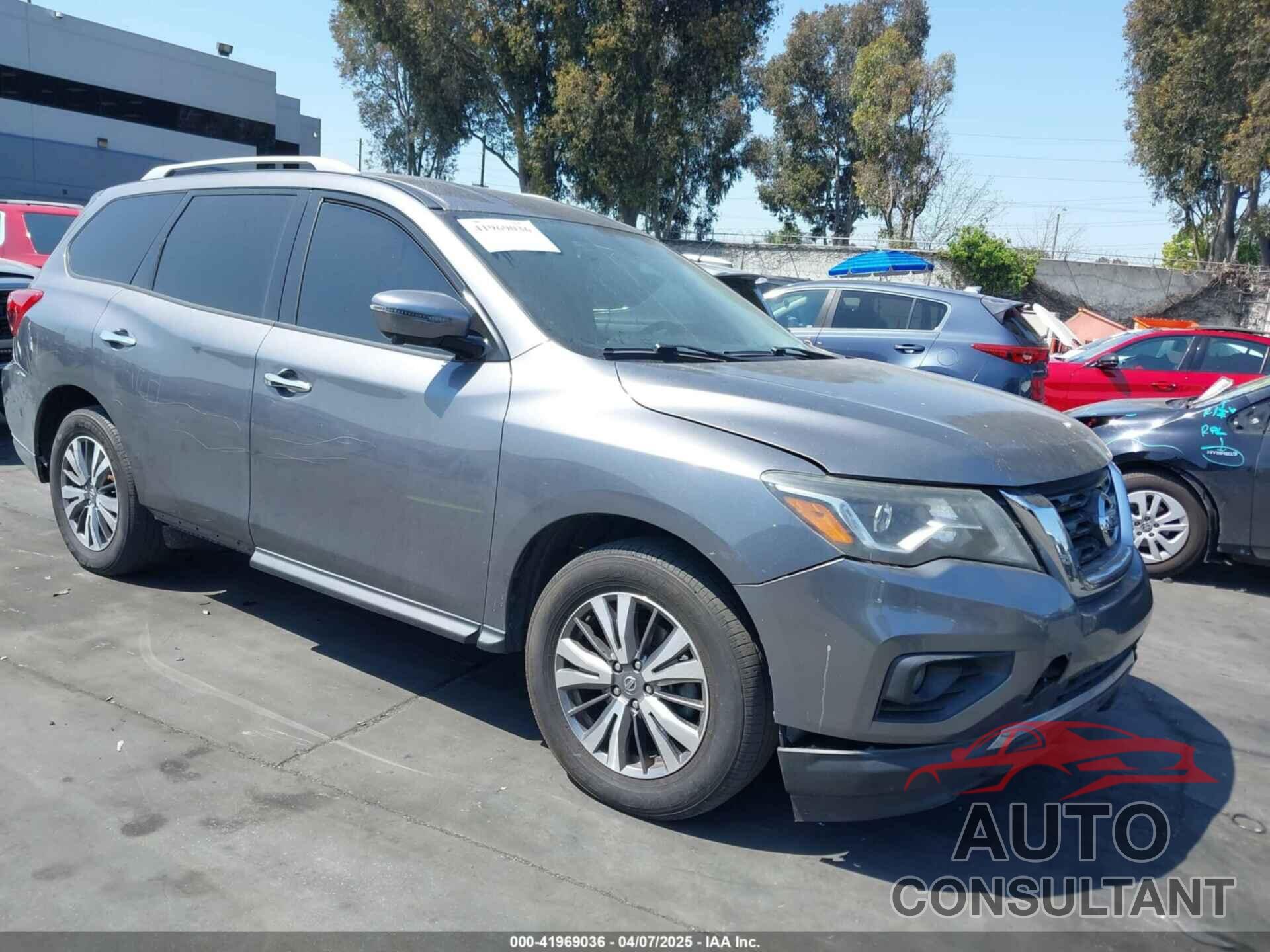 NISSAN PATHFINDER 2019 - 5N1DR2MM2KC606350