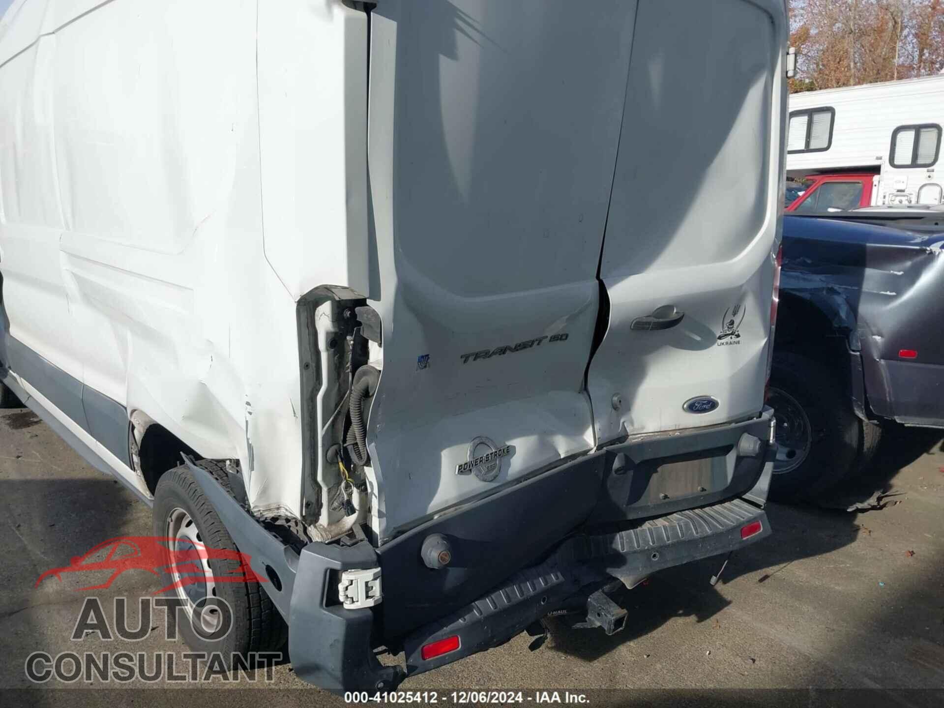 FORD TRANSIT-150 2015 - 1FTNE2CV0FKA73117