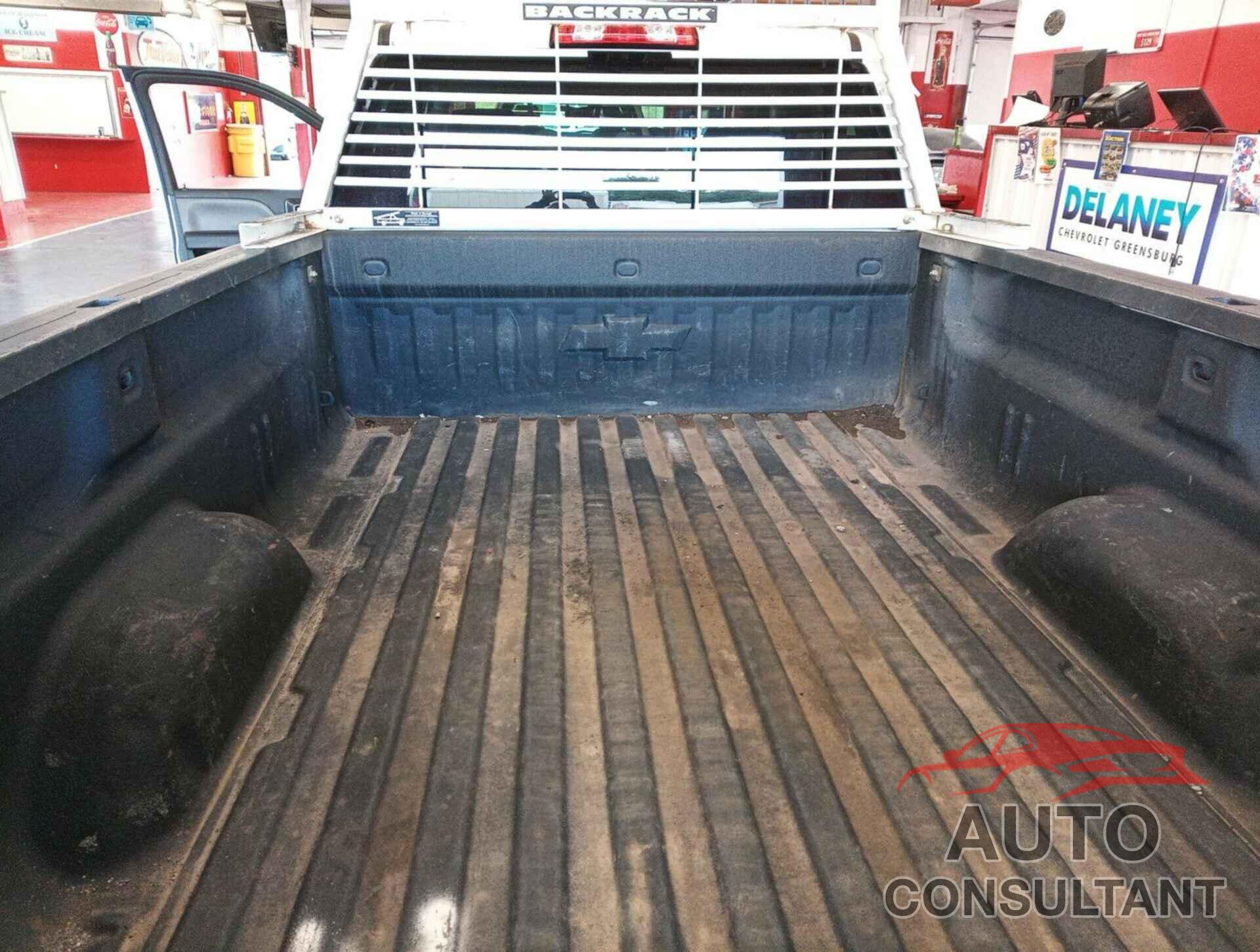 CHEVROLET SILVERADO 2018 - 1GC1KUEG7JF244416