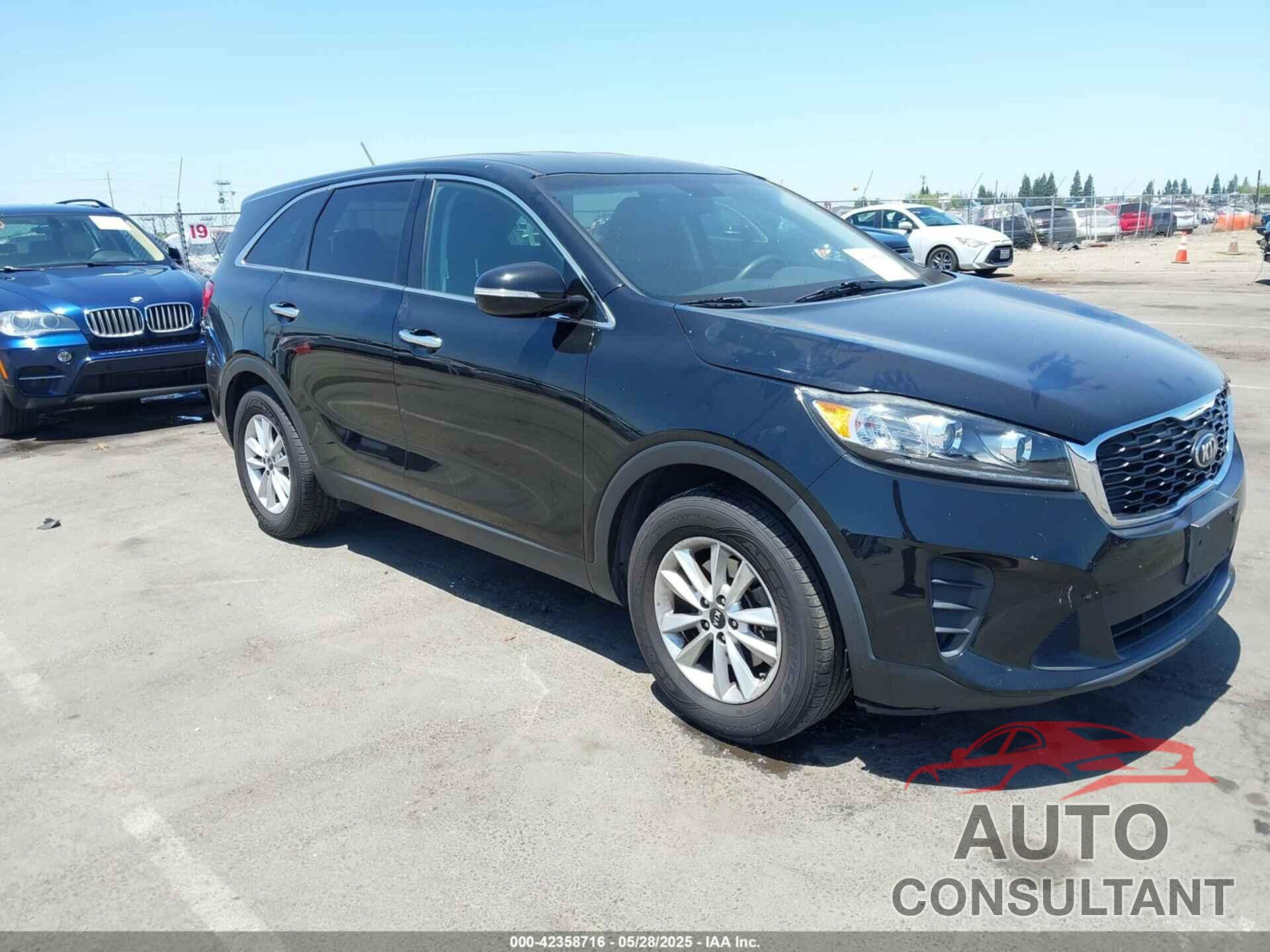KIA SORENTO 2019 - 5XYPG4A38KG573882