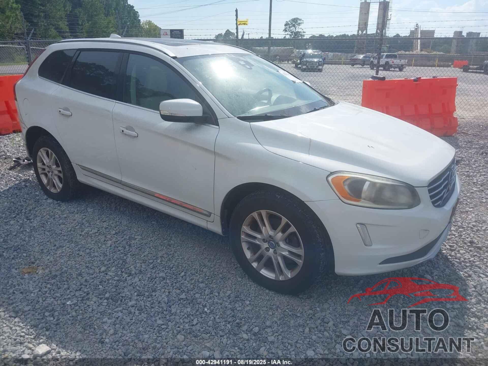 VOLVO XC60 2015 - YV4612RK7F2632057