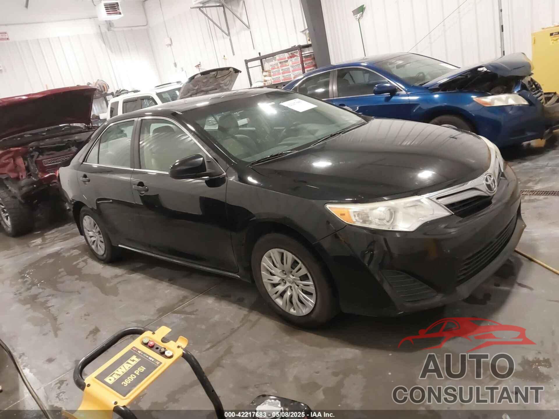 TOYOTA CAMRY 2014 - 4T4BF1FK2ER384550