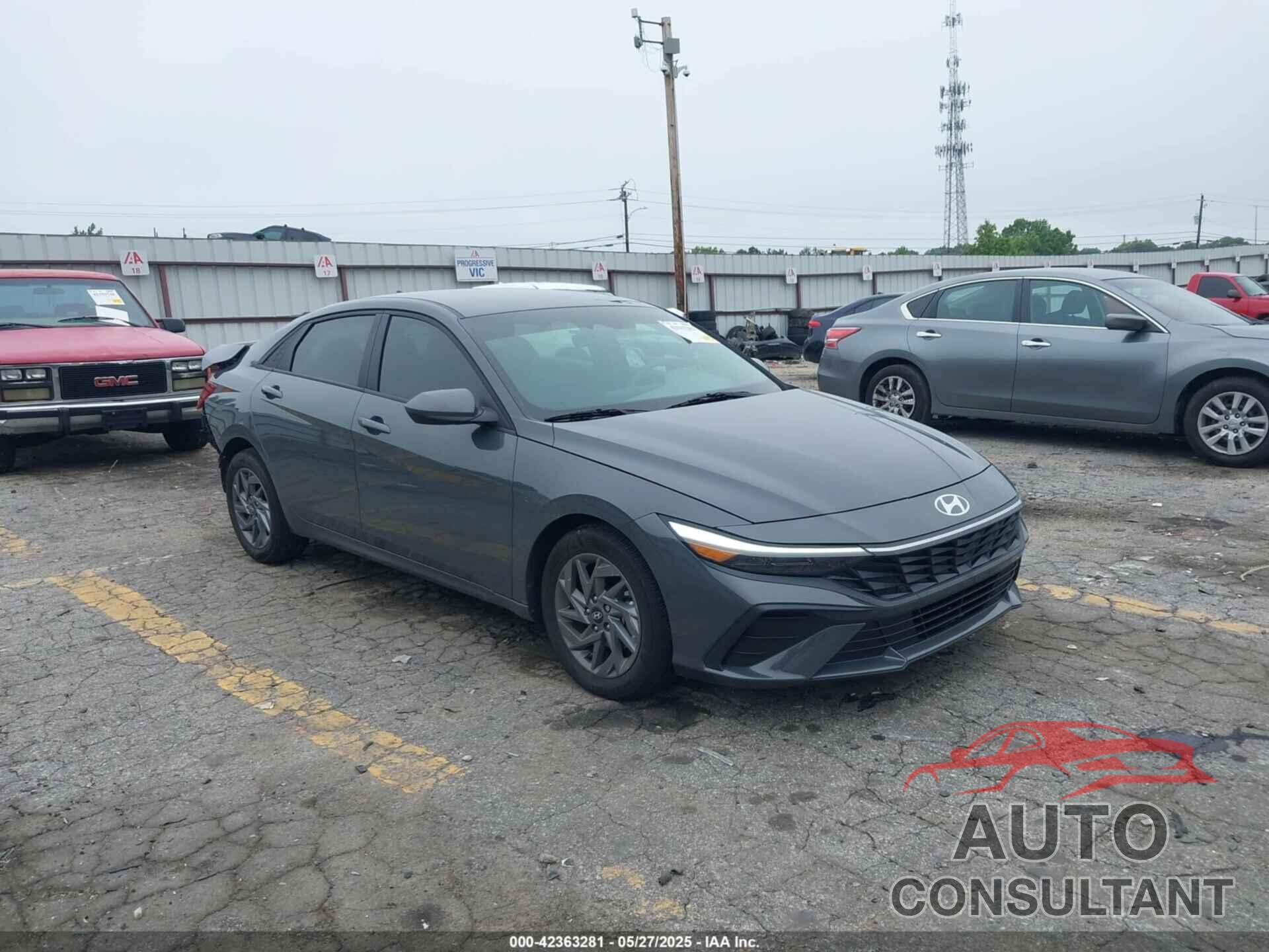 HYUNDAI ELANTRA 2024 - KMHLM4DG3RU798219