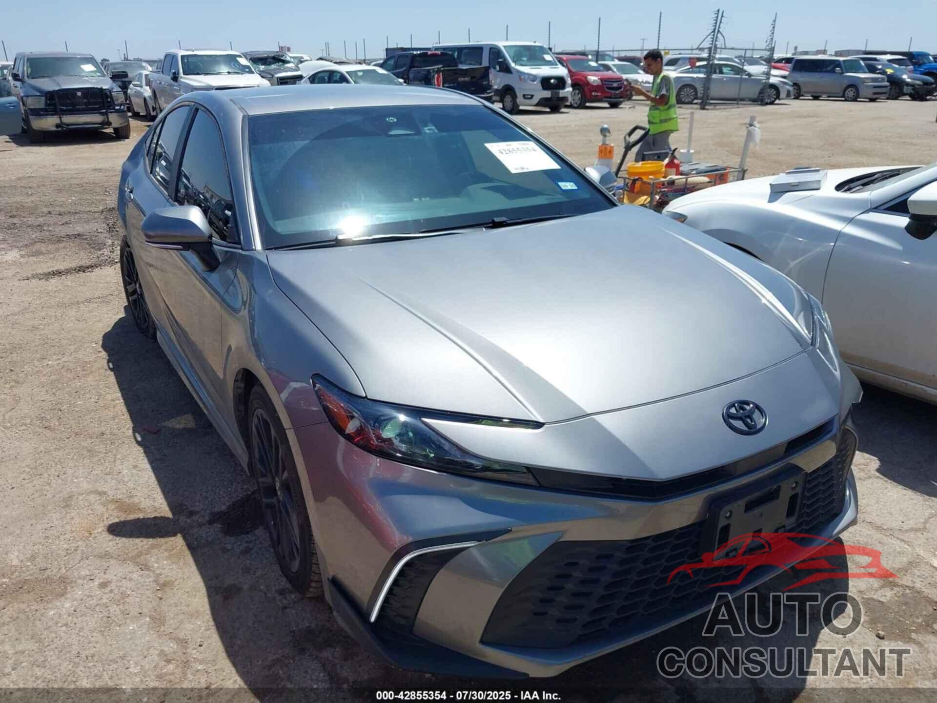 TOYOTA CAMRY 2025 - 4T1DAACK6SU536220