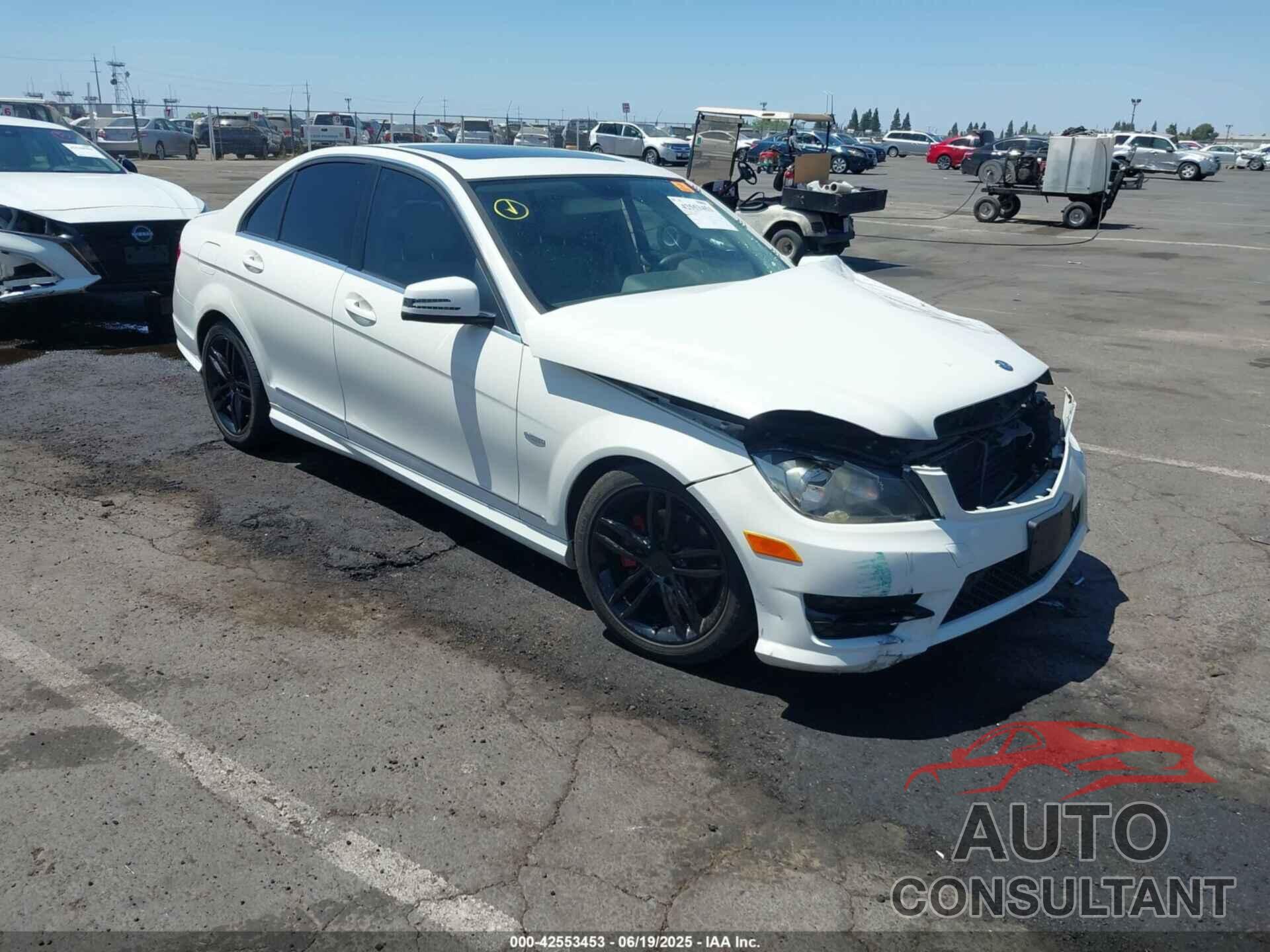 MERCEDES-BENZ C 250 2012 - WDDGF4HB3CA609551