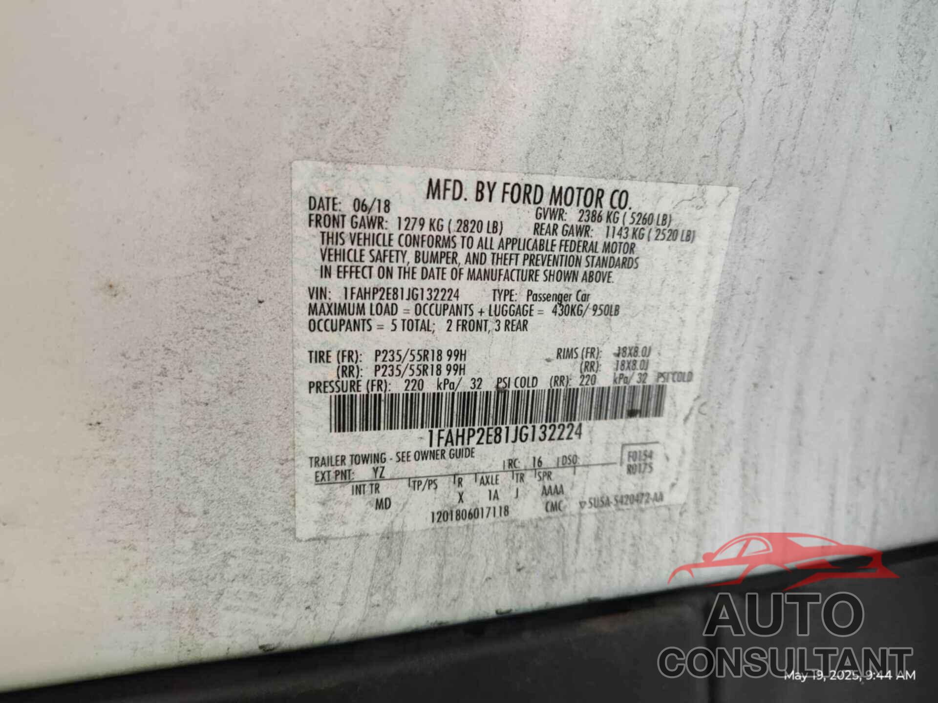FORD TAURUS 2018 - 1FAHP2E81JG132224
