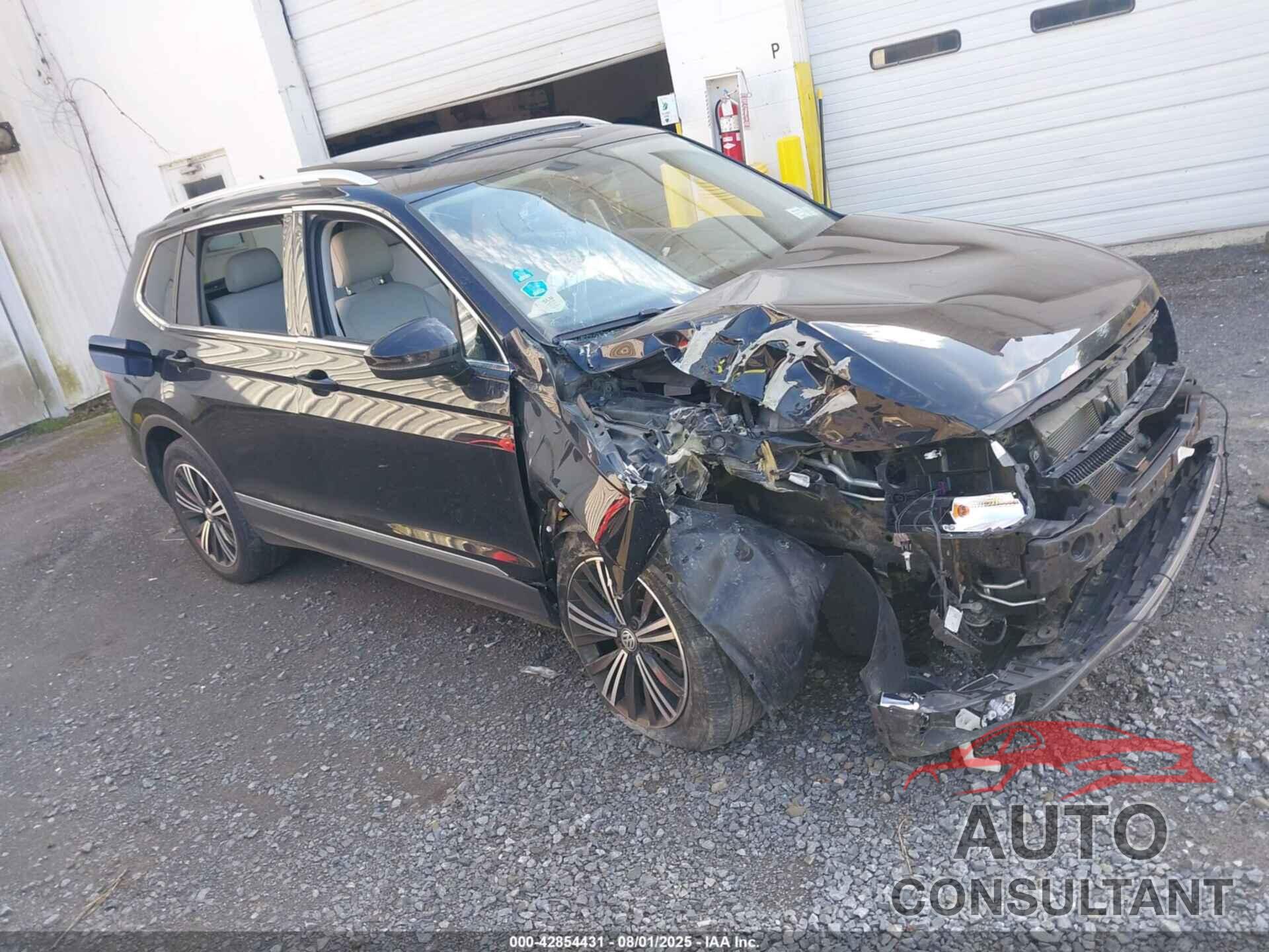 VOLKSWAGEN TIGUAN 2019 - 3VV2B7AX8KM021753