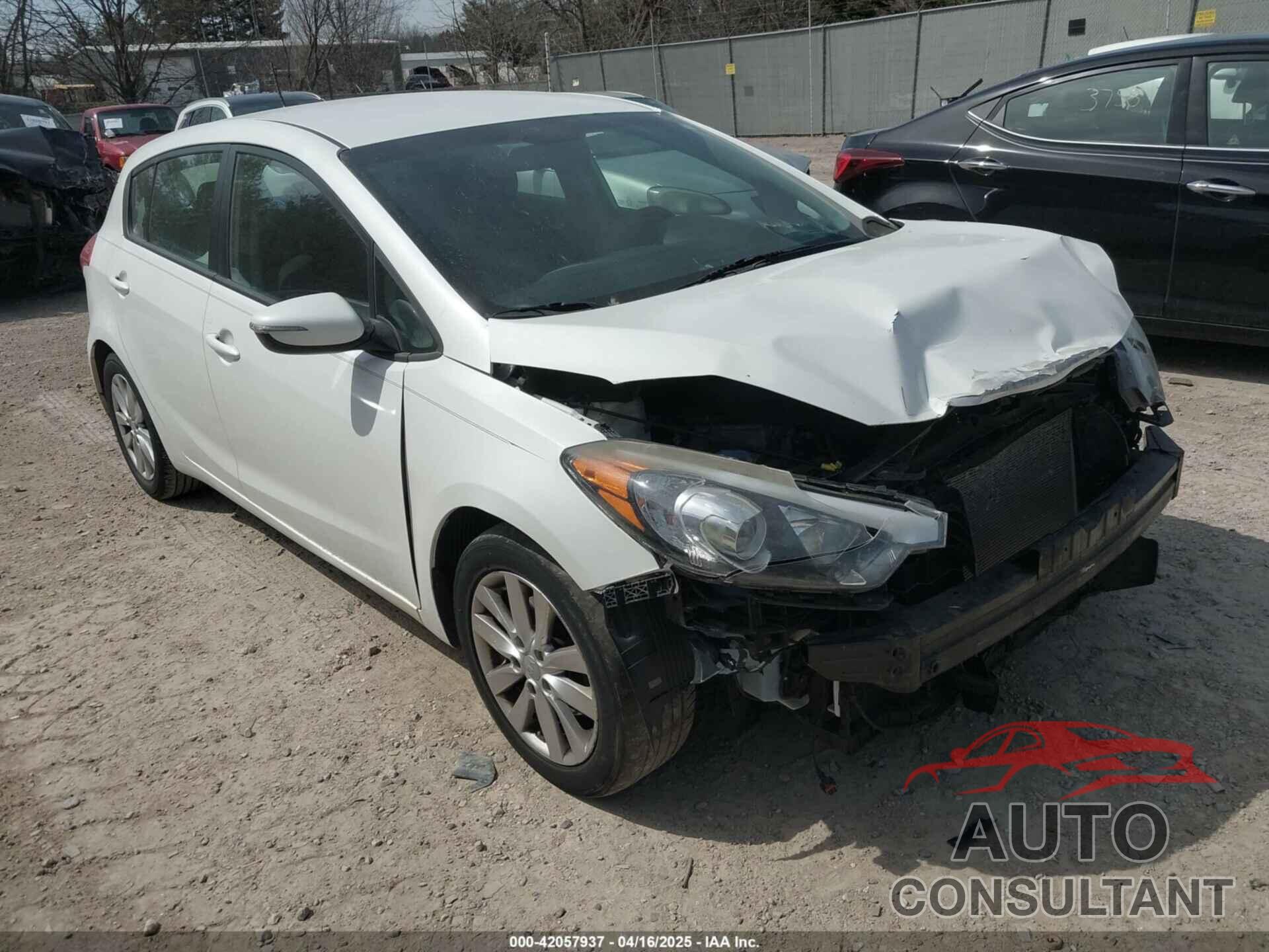KIA FORTE 2016 - KNAFX5A86G5494107