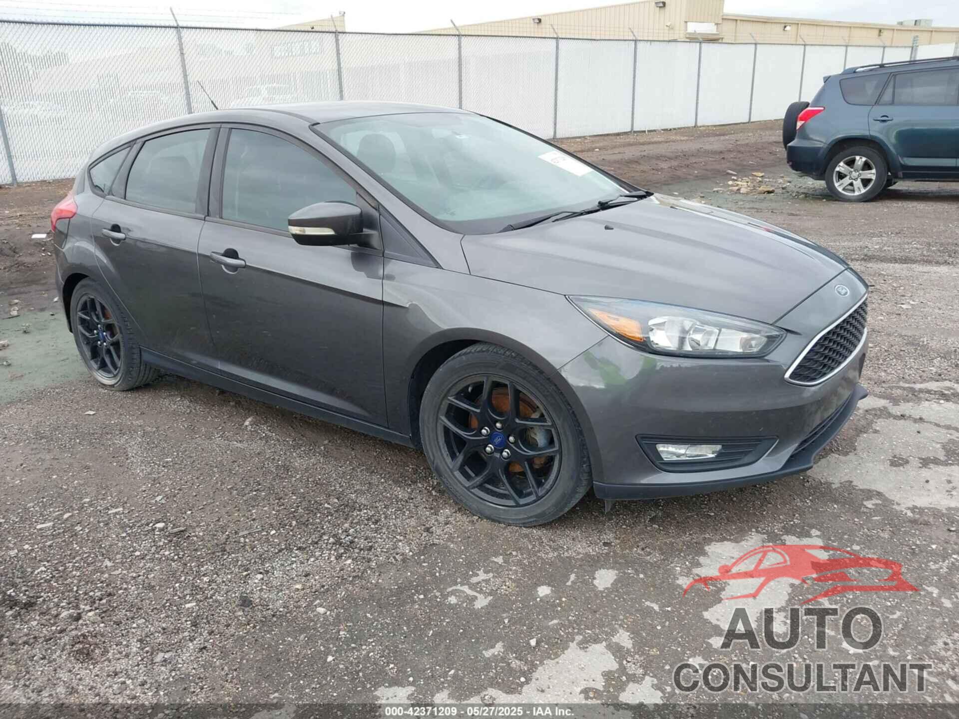 FORD FOCUS 2016 - 1FADP3K25GL262639