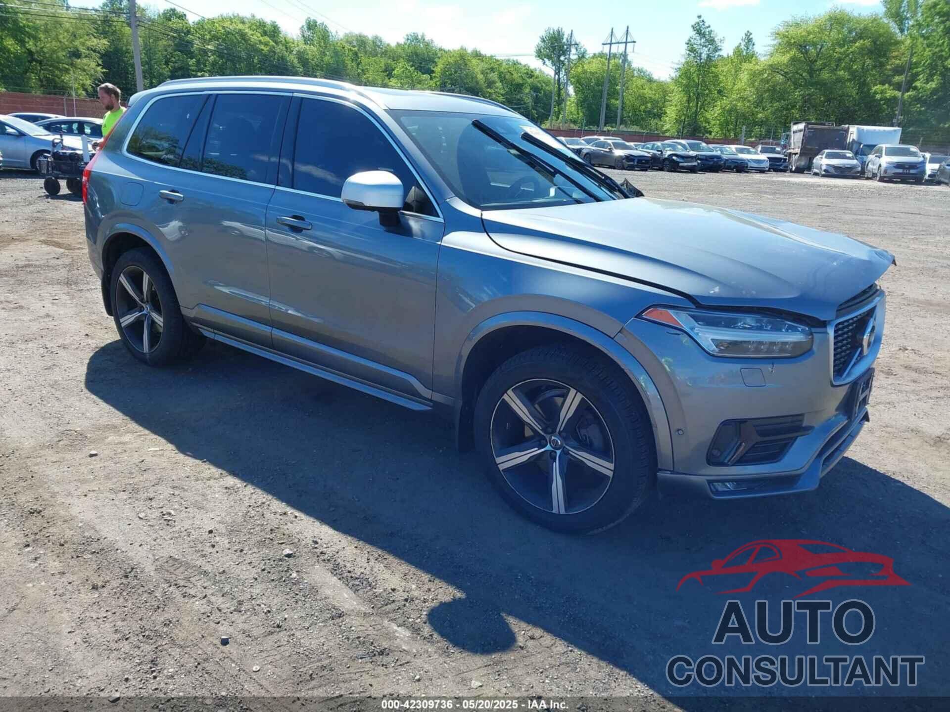 VOLVO XC90 2017 - YV4102XMXH1122392