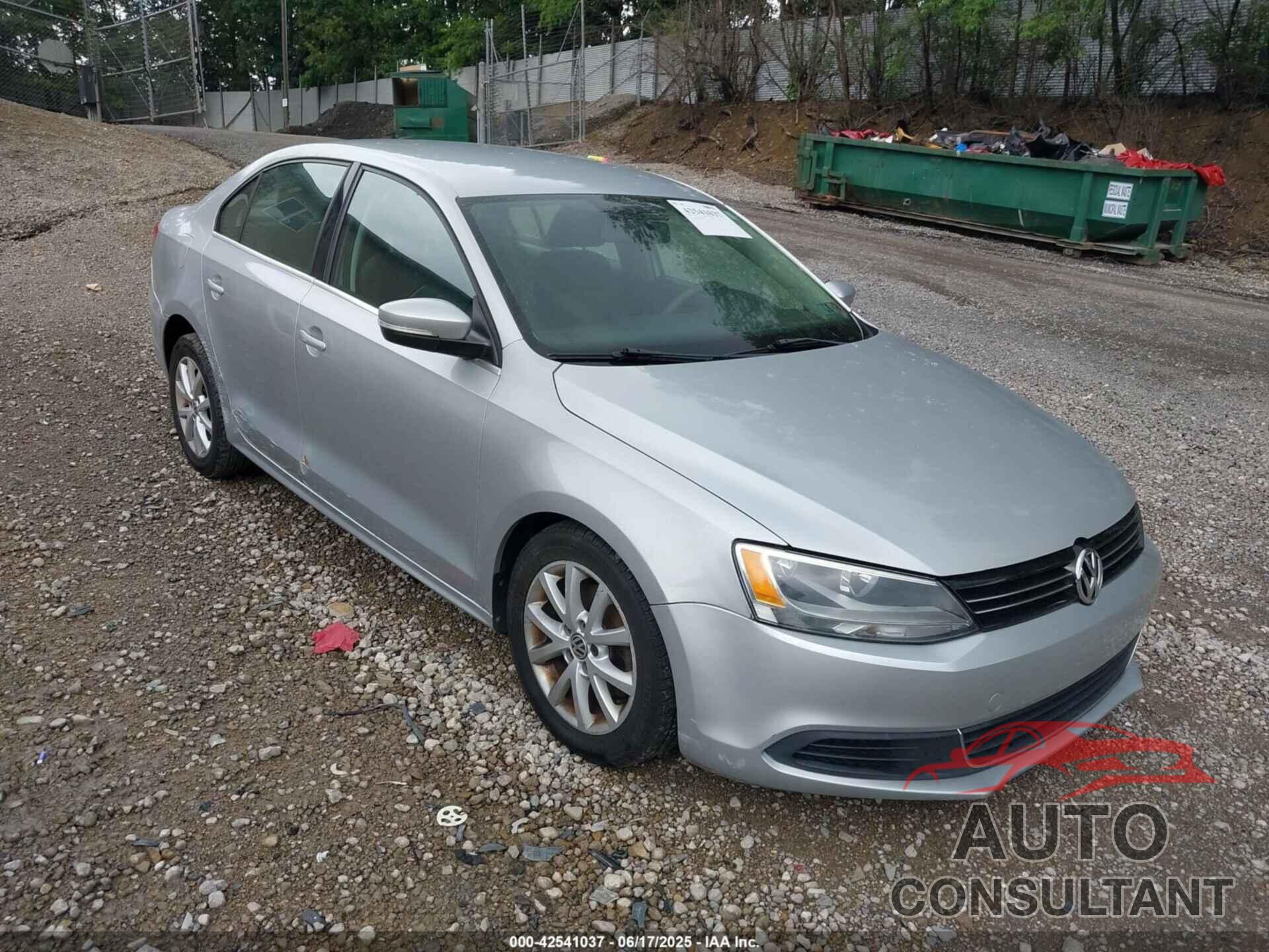 VOLKSWAGEN JETTA 2013 - 3VWDP7AJ5DM367473
