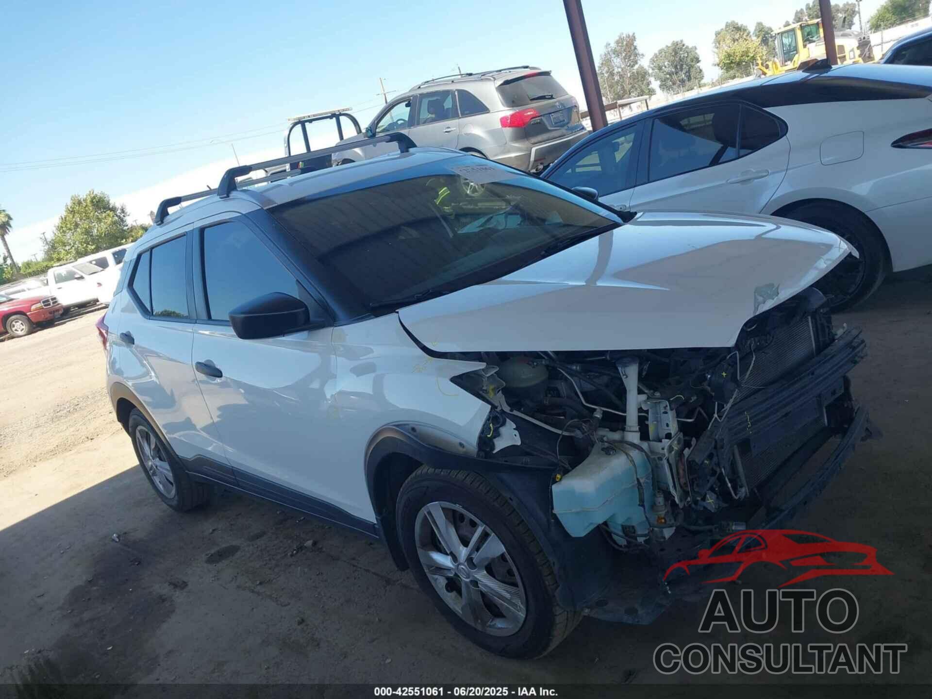 NISSAN KICKS 2018 - 3N1CP5CU3JL528093
