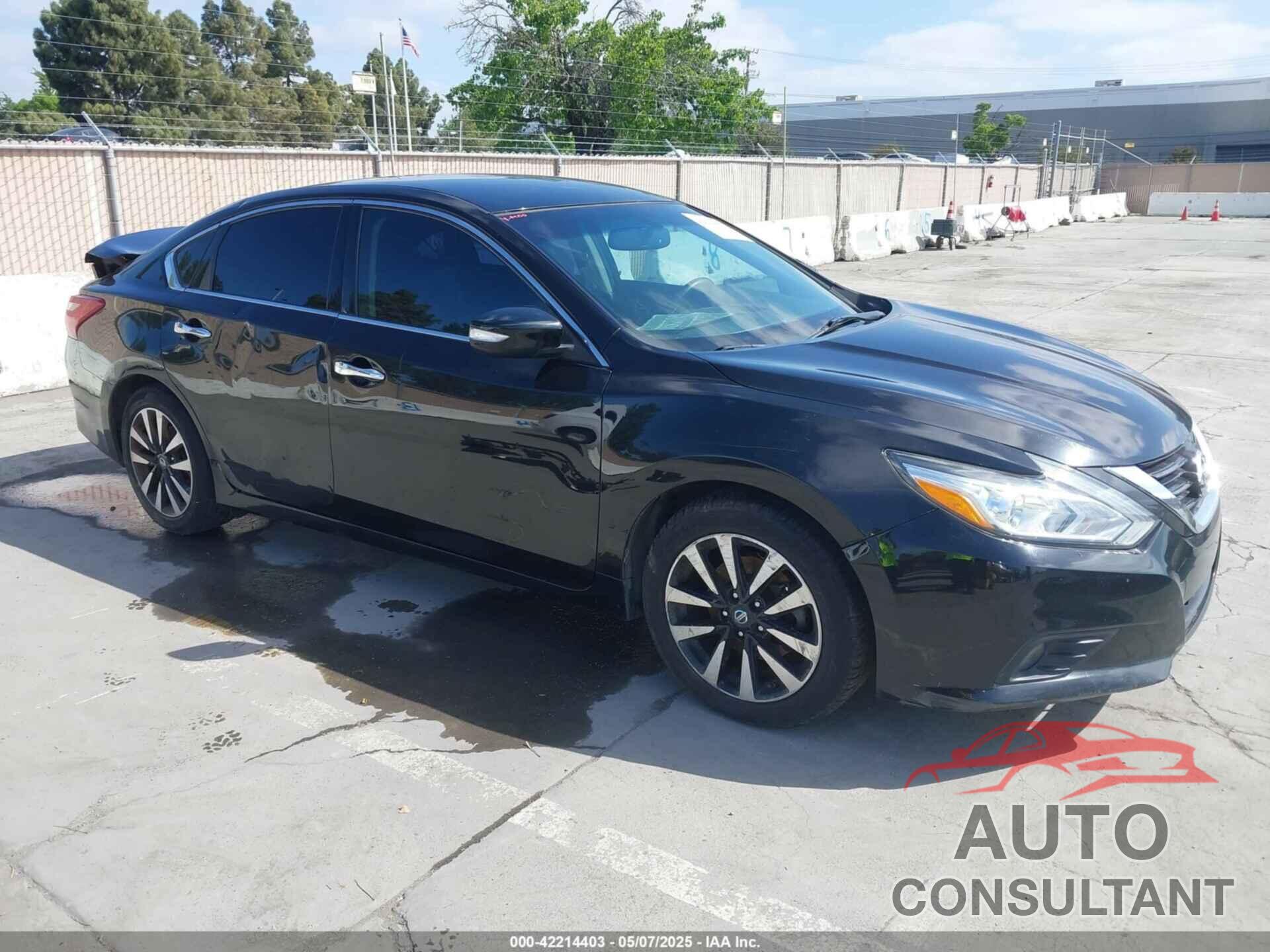 NISSAN ALTIMA 2018 - 1N4AL3AP3JC172067