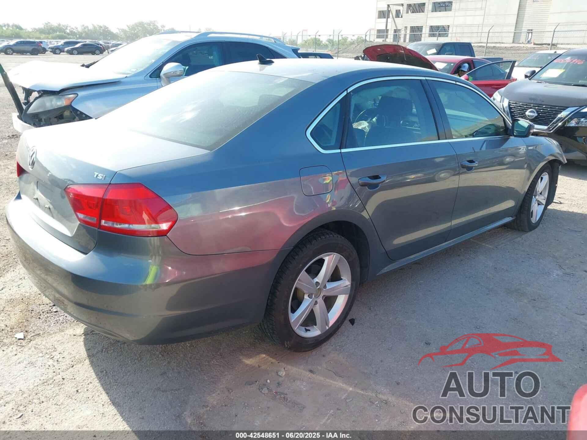 VOLKSWAGEN PASSAT 2014 - 1VWAS7A37EC044810