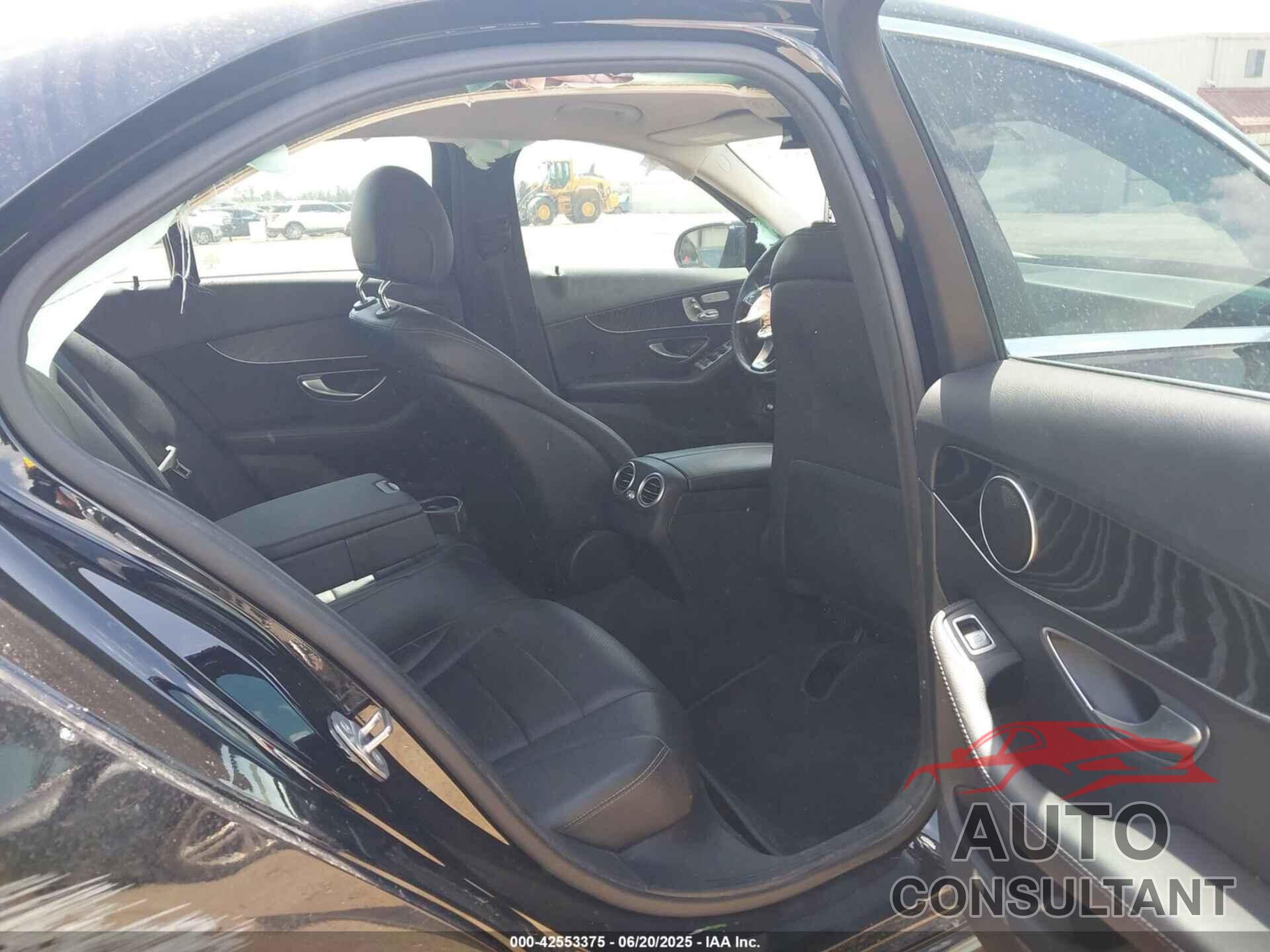 MERCEDES-BENZ C 300 2017 - 55SWF4JB7HU191170