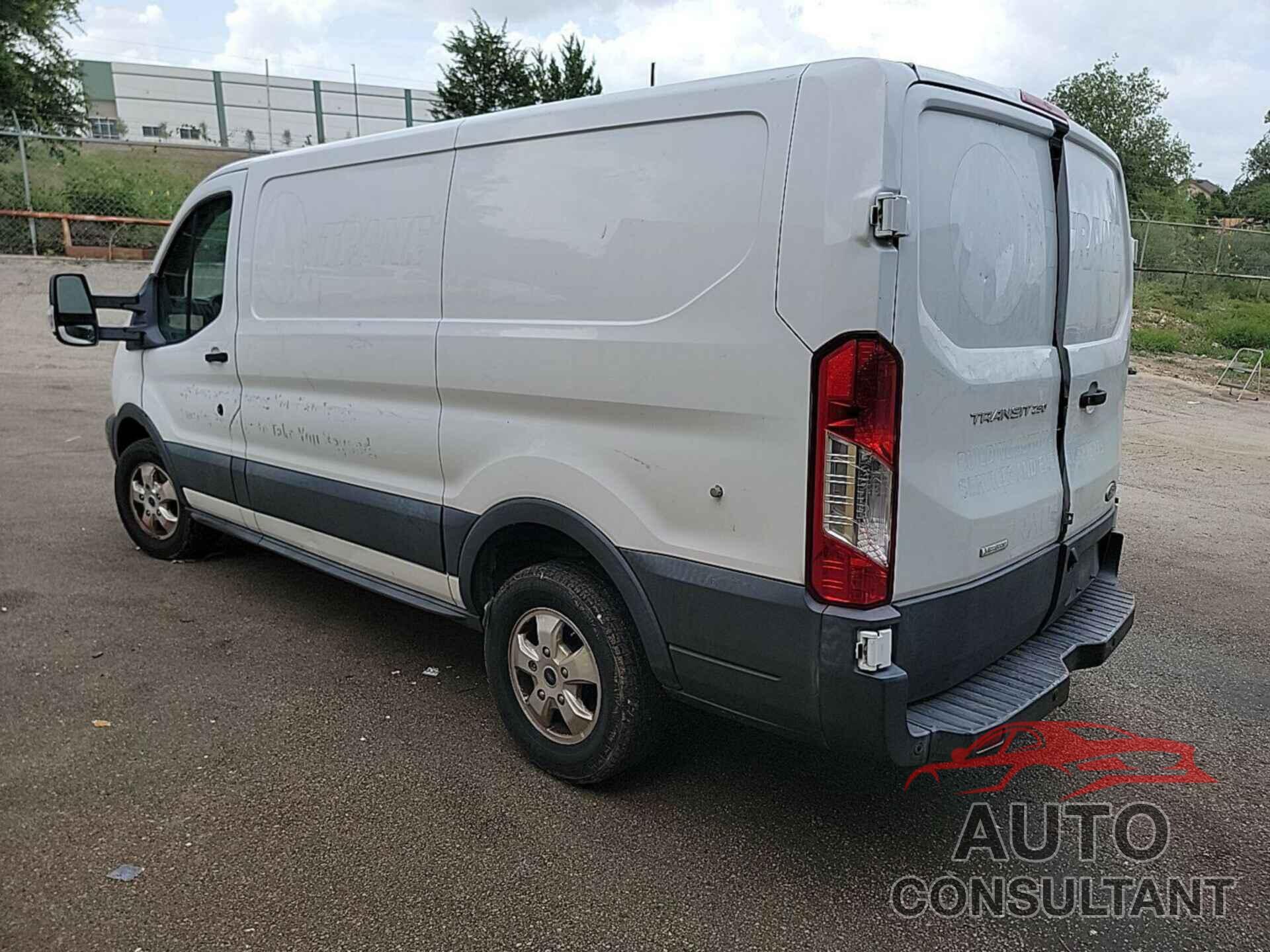 FORD TRANSIT 2018 - 1FTYR1YG8JKB56227