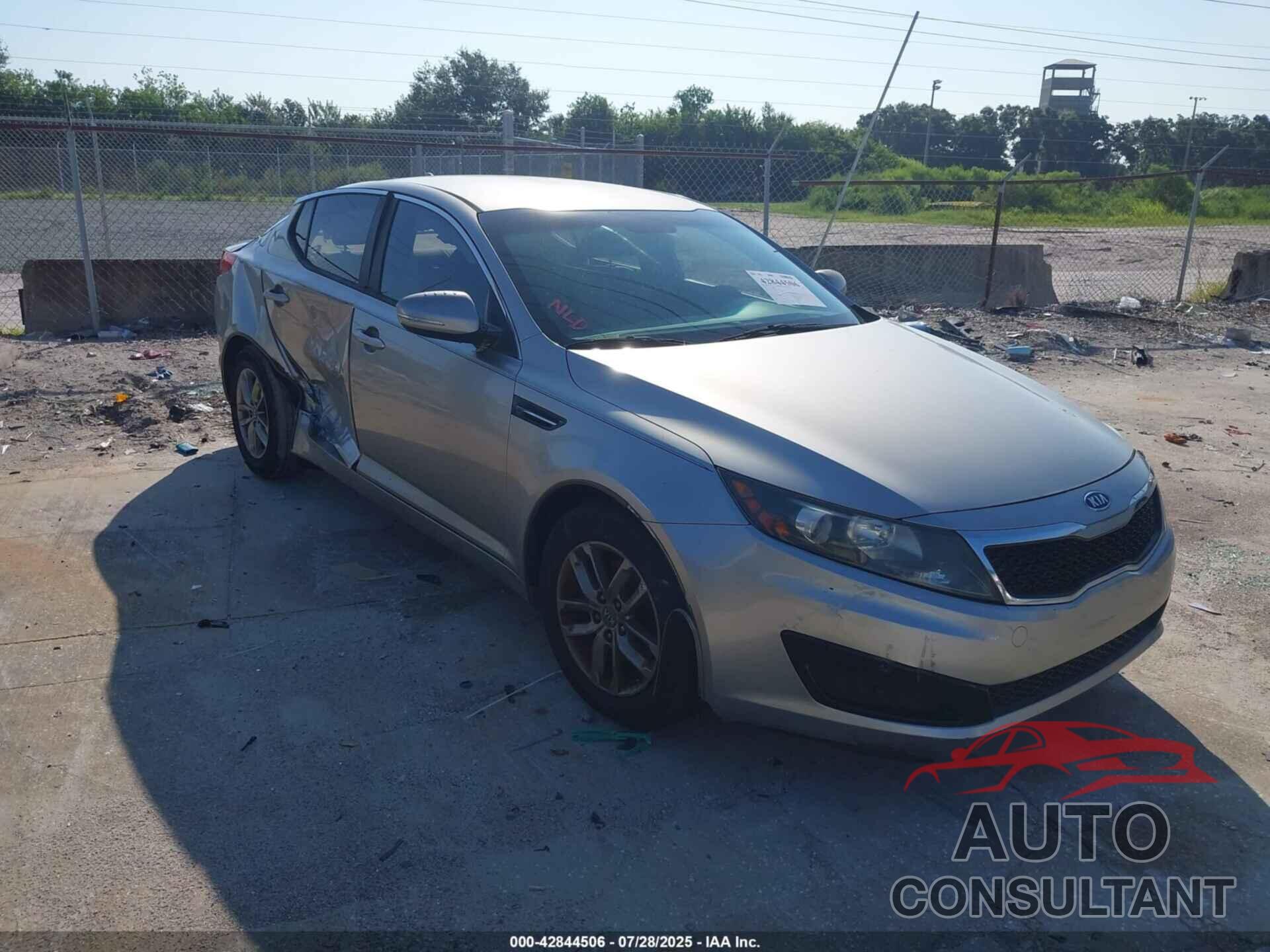 KIA OPTIMA 2011 - KNAGM4A73B5081696