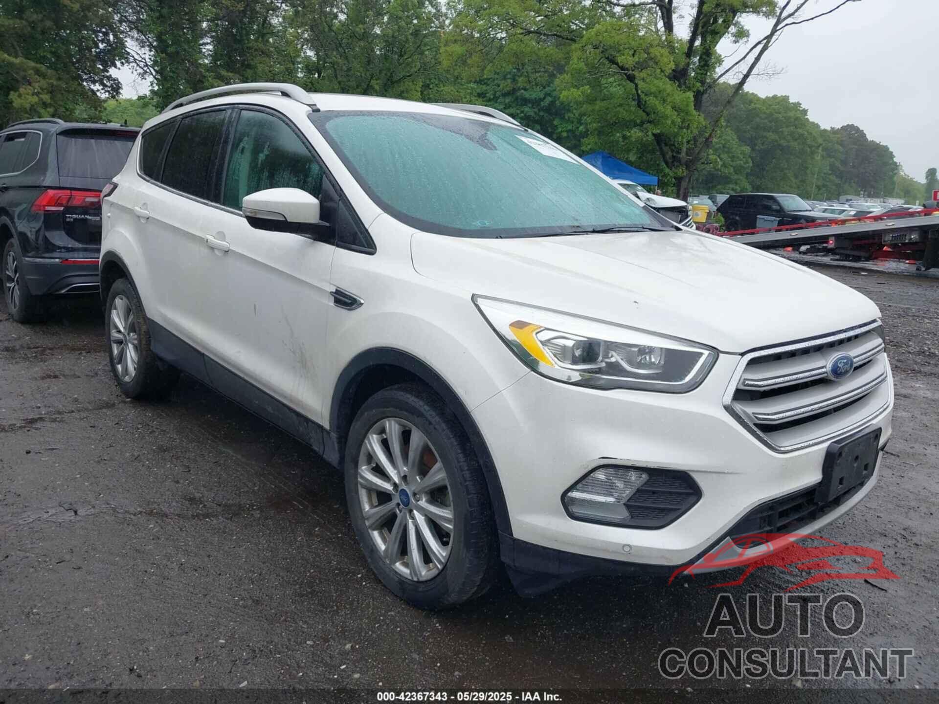 FORD ESCAPE 2018 - 1FMCU9J91JUA61866