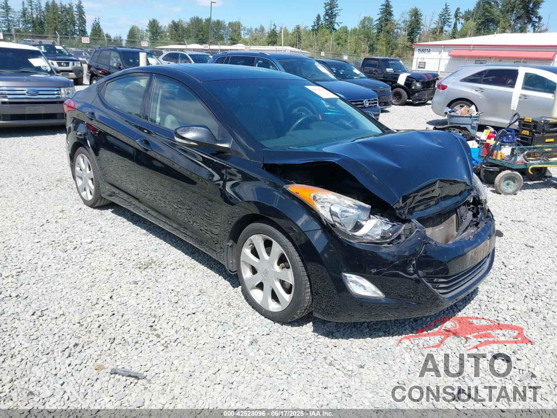 HYUNDAI ELANTRA 2013 - 5NPDH4AE3DH308347