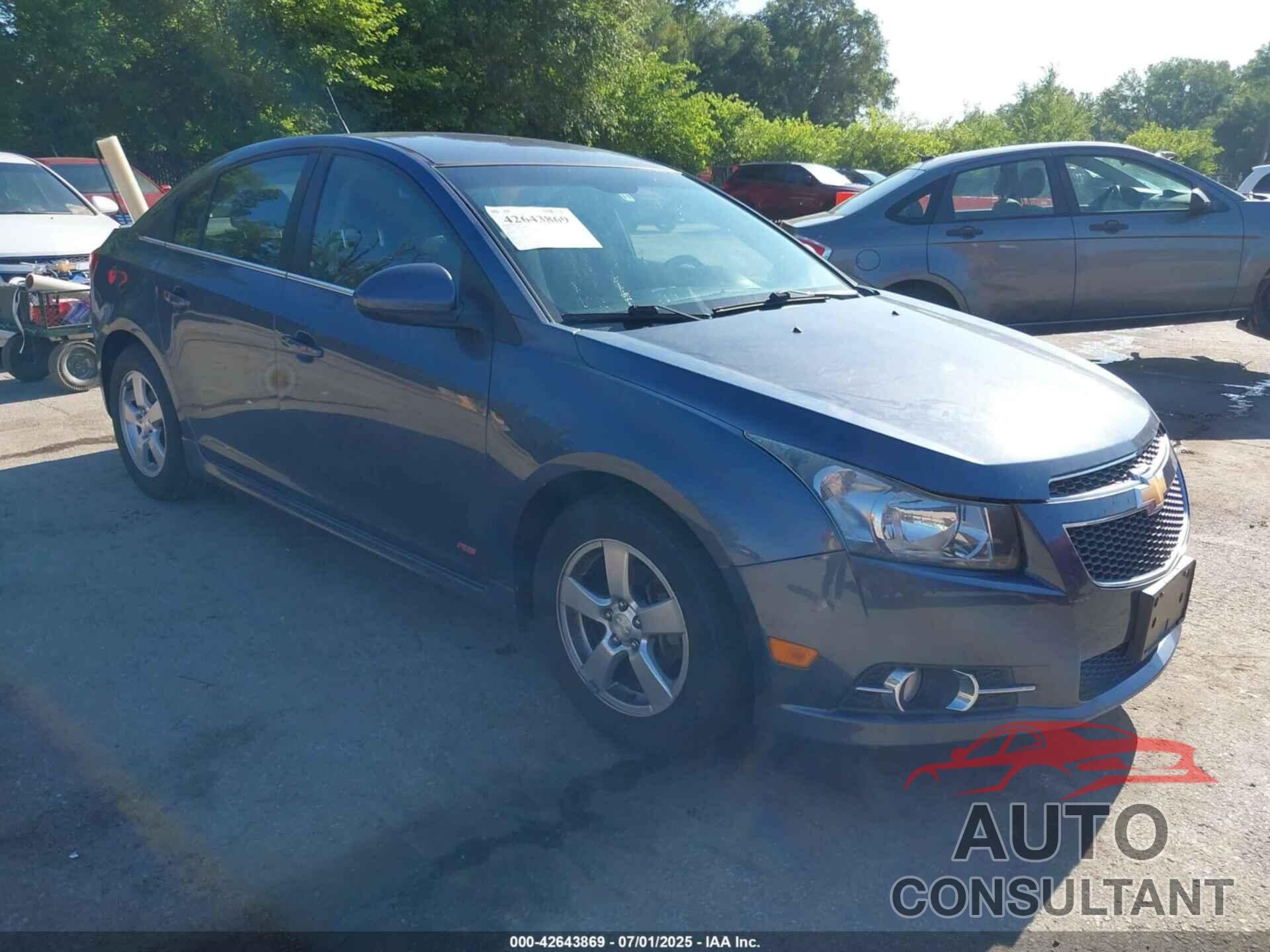CHEVROLET CRUZE 2014 - 1G1PC5SB1E7437126