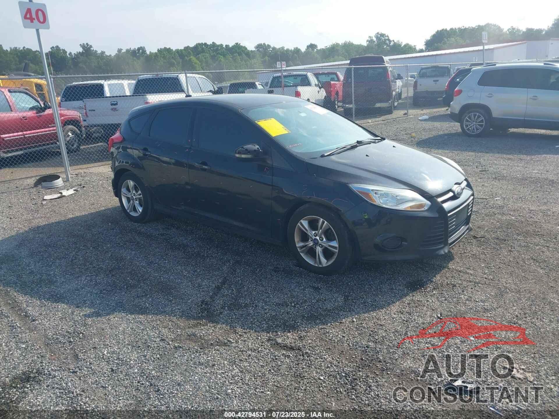 FORD FOCUS 2014 - 1FADP3K2XEL285282