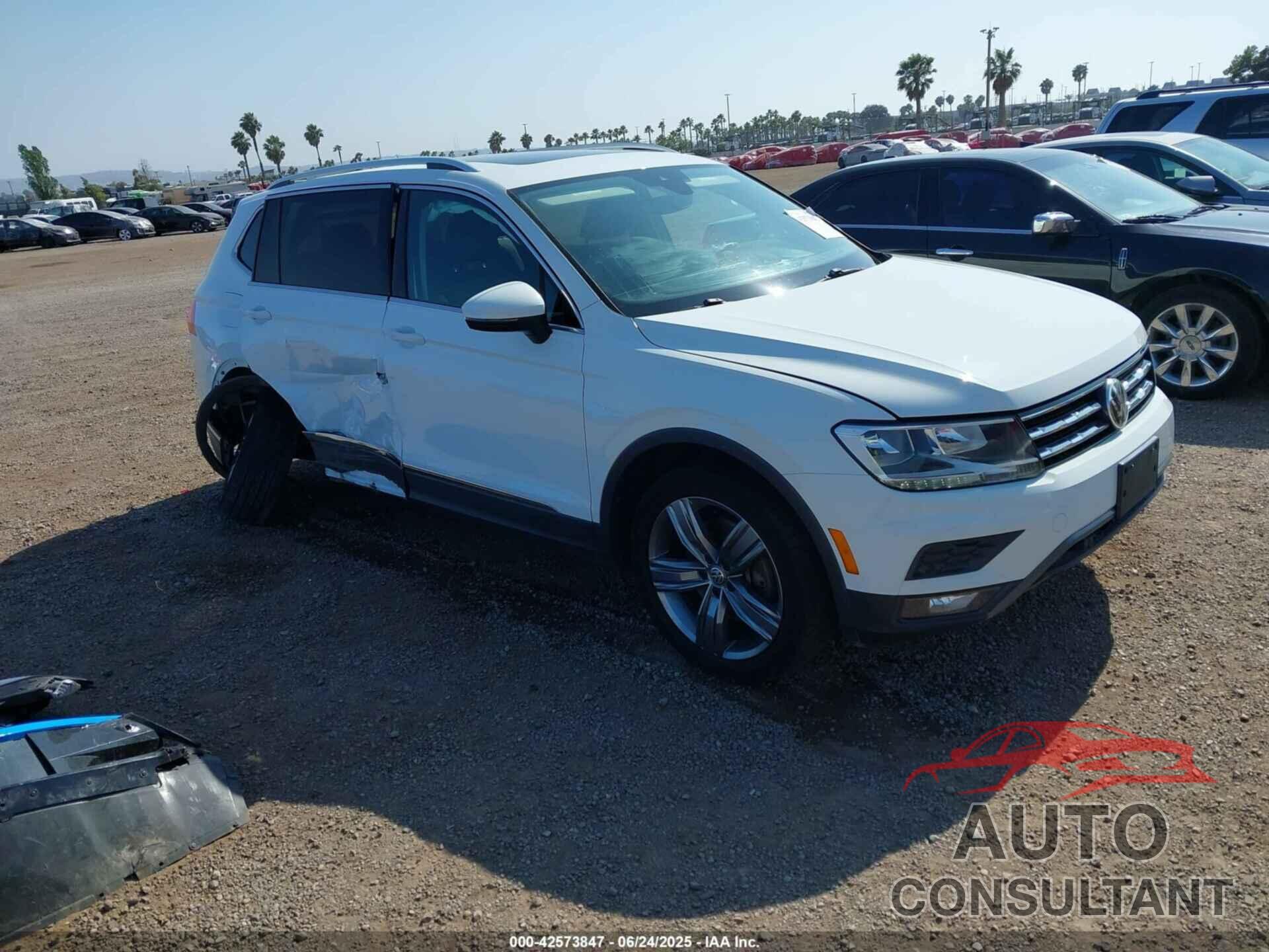 VOLKSWAGEN TIGUAN 2020 - 3VV3B7AX5LM111660