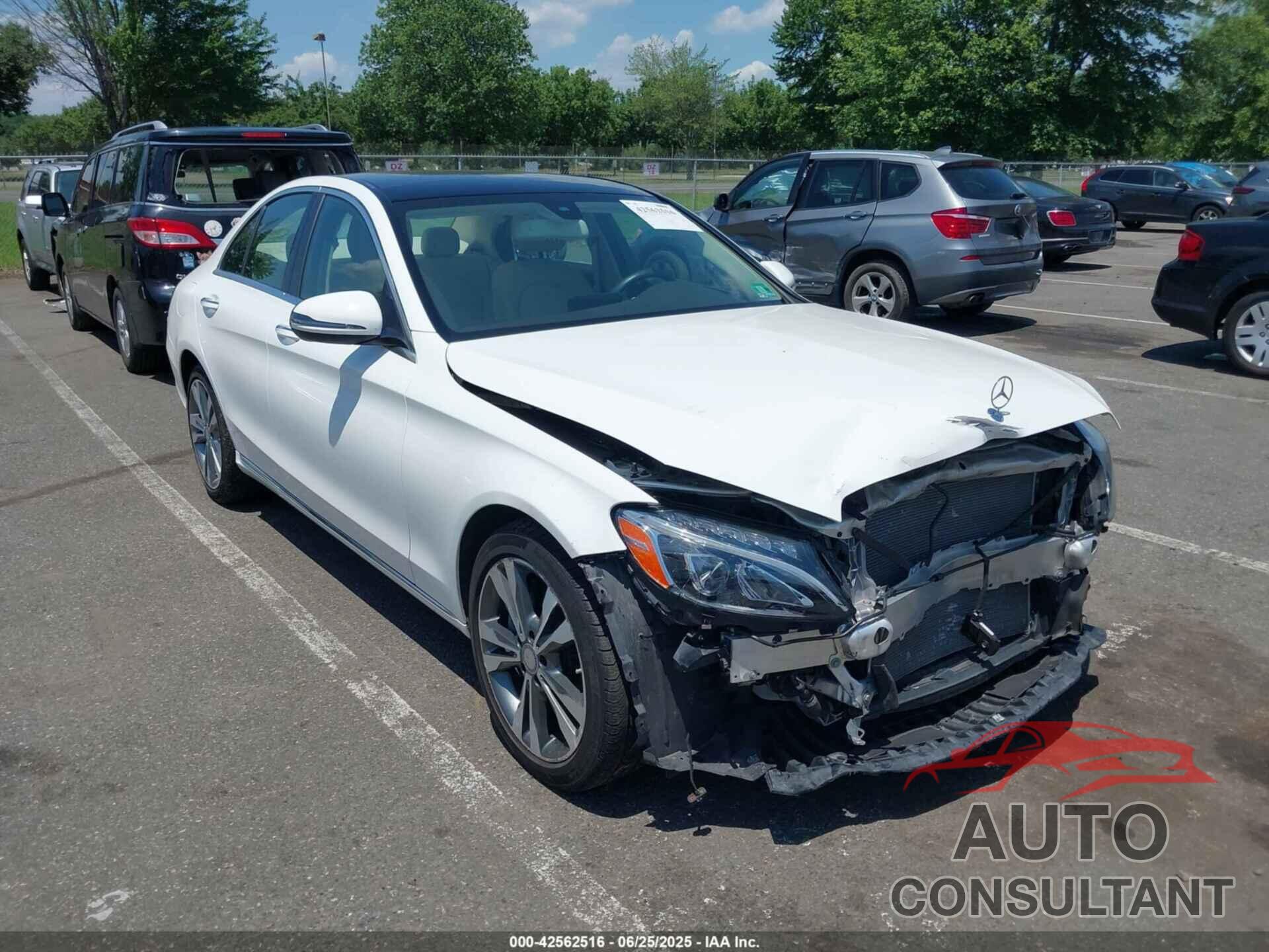 MERCEDES-BENZ C 300 2017 - 55SWF4KB1HU183192