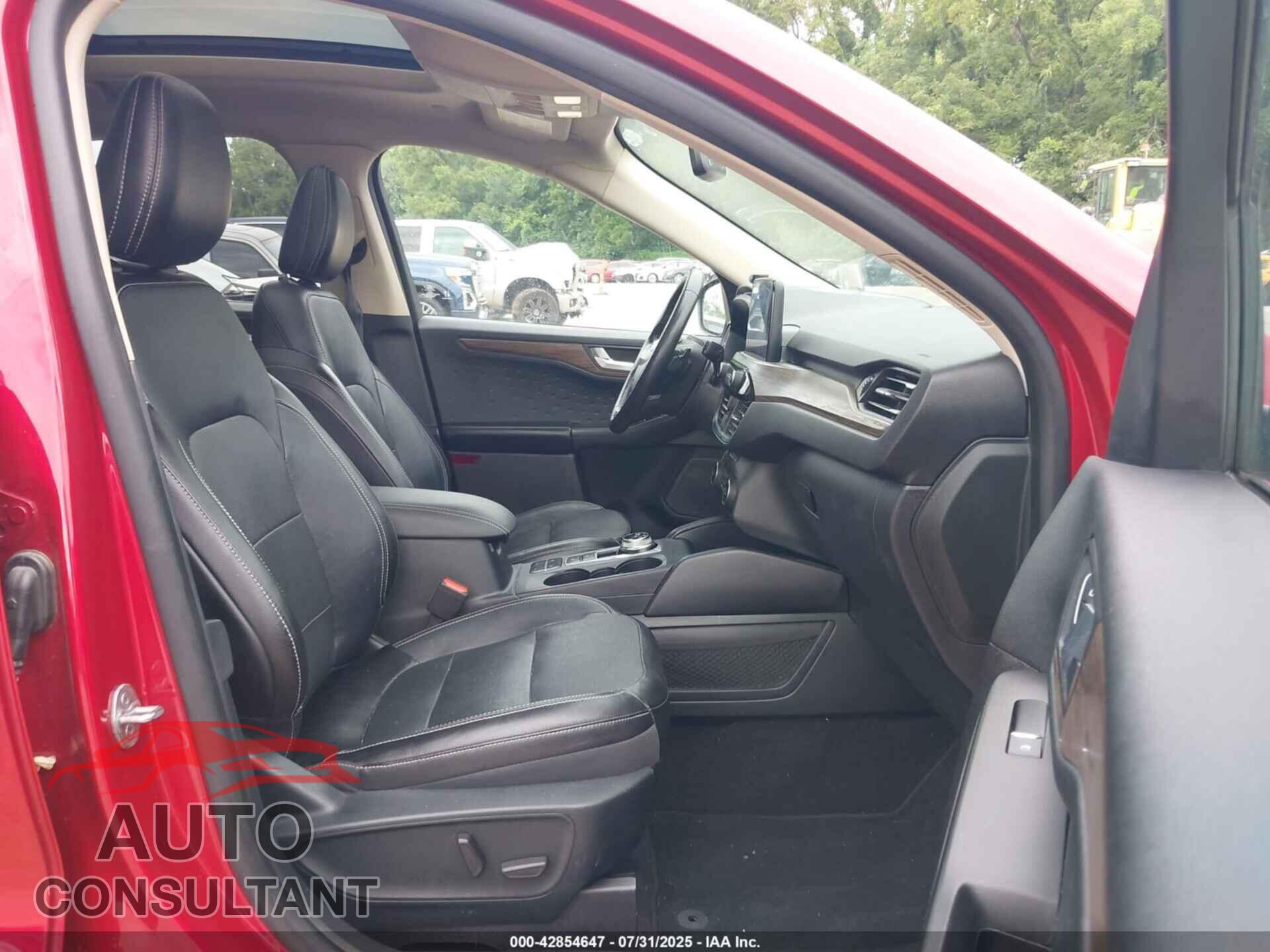 FORD ESCAPE 2020 - 1FMCU9J97LUA77296