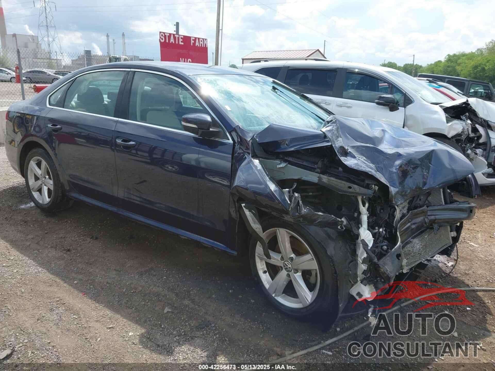 VOLKSWAGEN PASSAT 2014 - 1VWBT7A39EC052330