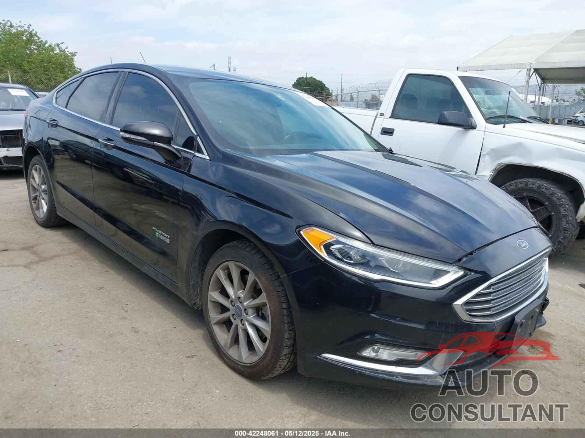 FORD FUSION ENERGI 2017 - 3FA6P0PU3HR380340
