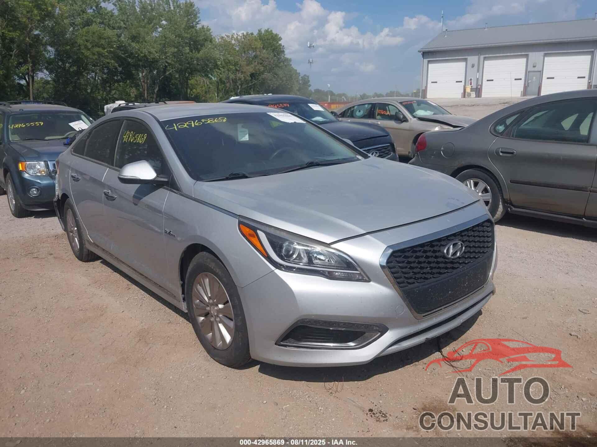 HYUNDAI SONATA HYBRID 2017 - KMHE24L14HA056908