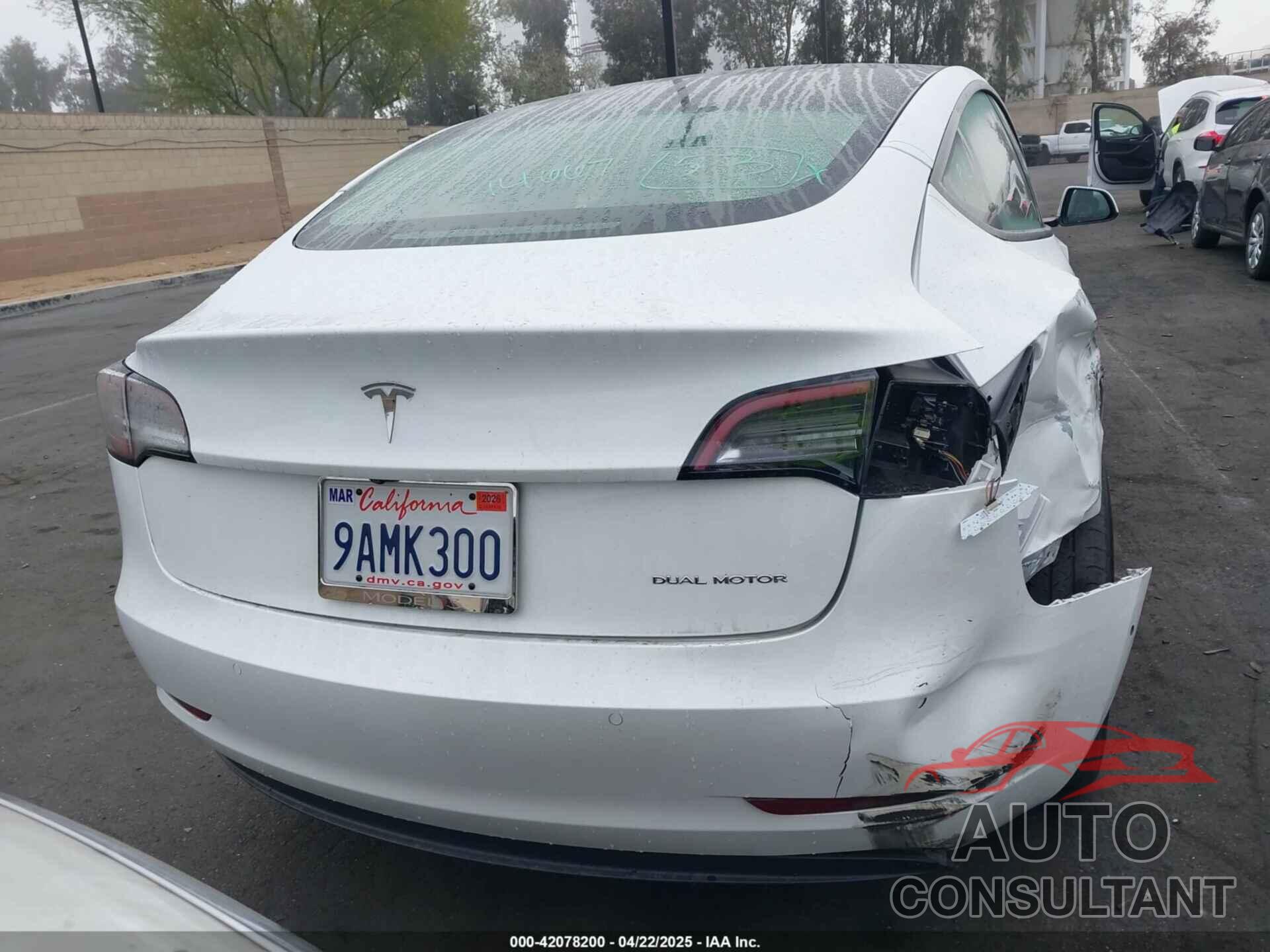 TESLA MODEL 3 2022 - 5YJ3E1EB8NF195708