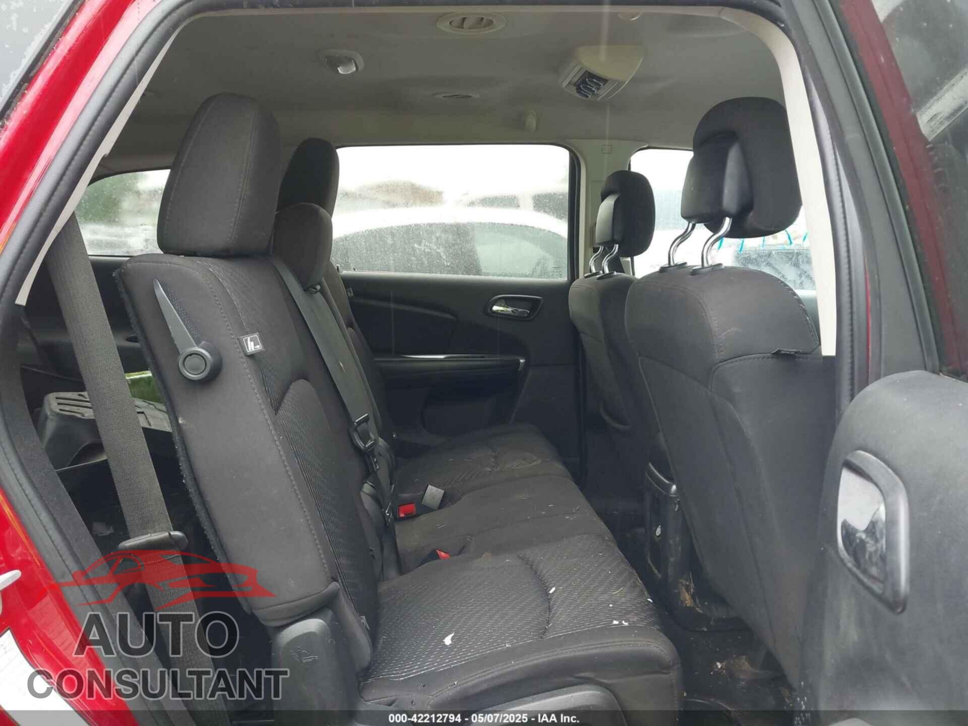 DODGE JOURNEY 2013 - 3C4PDCBG2DT570590