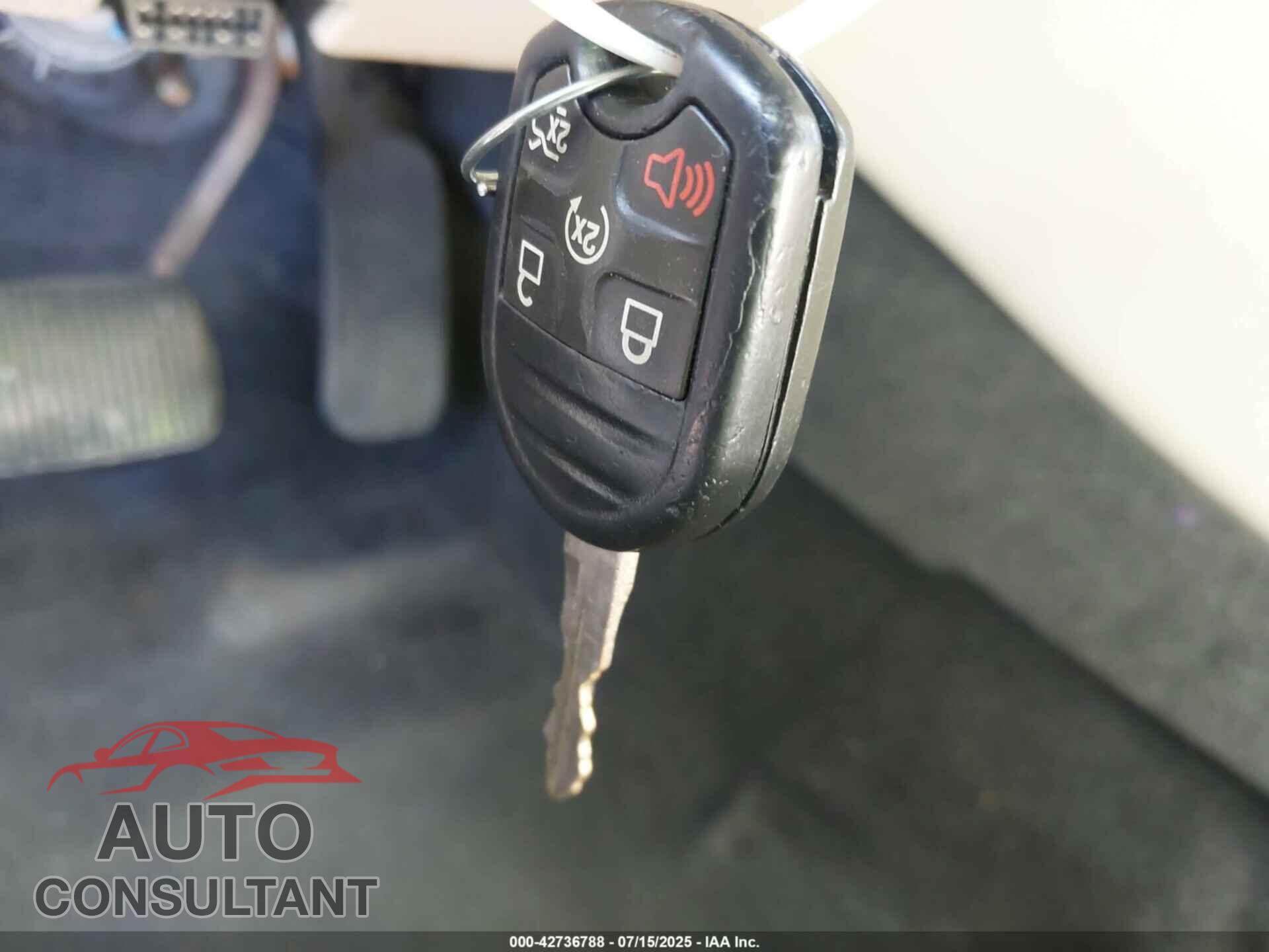 FORD TAURUS 2013 - 1FAHP2E80DG110655