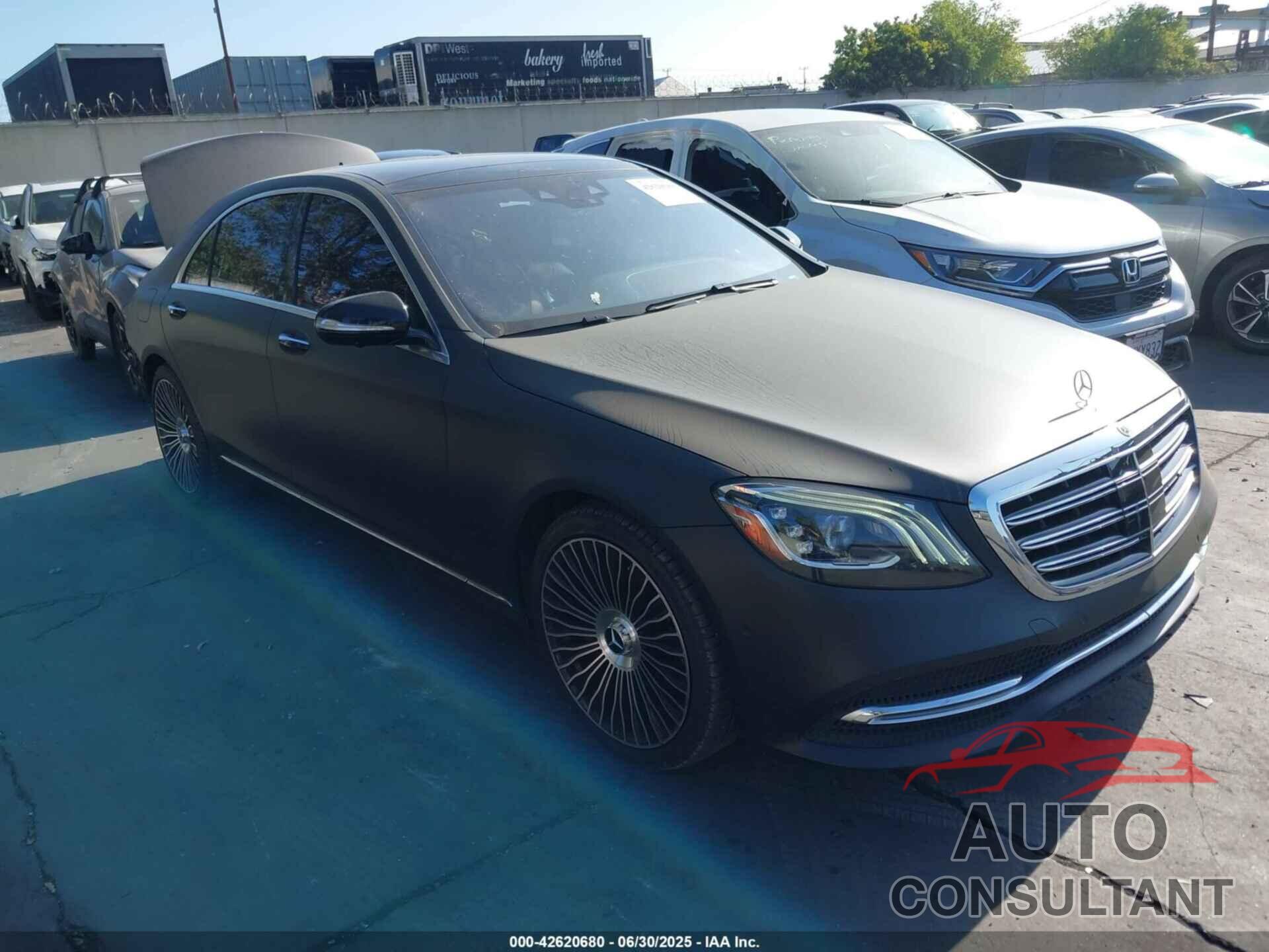MERCEDES-BENZ S 560 2020 - WDDUG8GB8LA523242