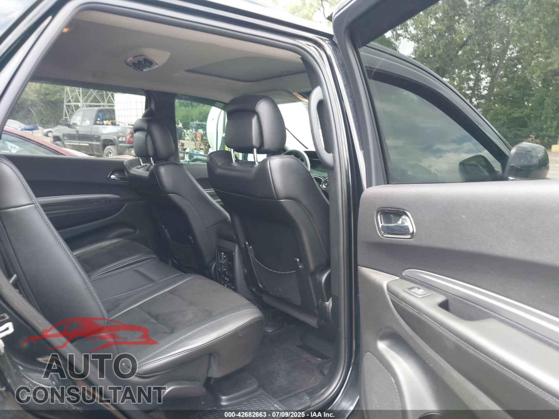 DODGE DURANGO 2018 - 1C4RDJDG7JC463181