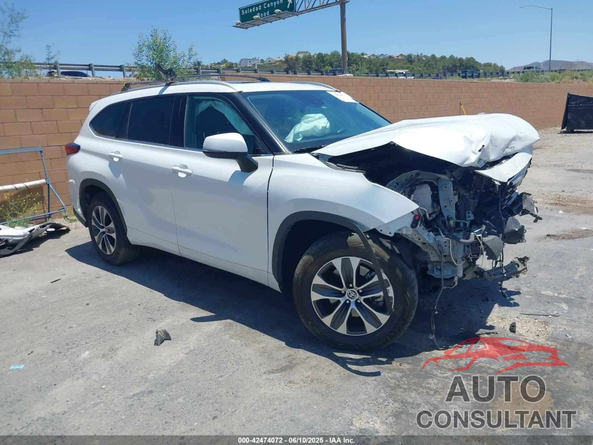 TOYOTA HIGHLANDER 2022 - 5TDGARAH8NS514686