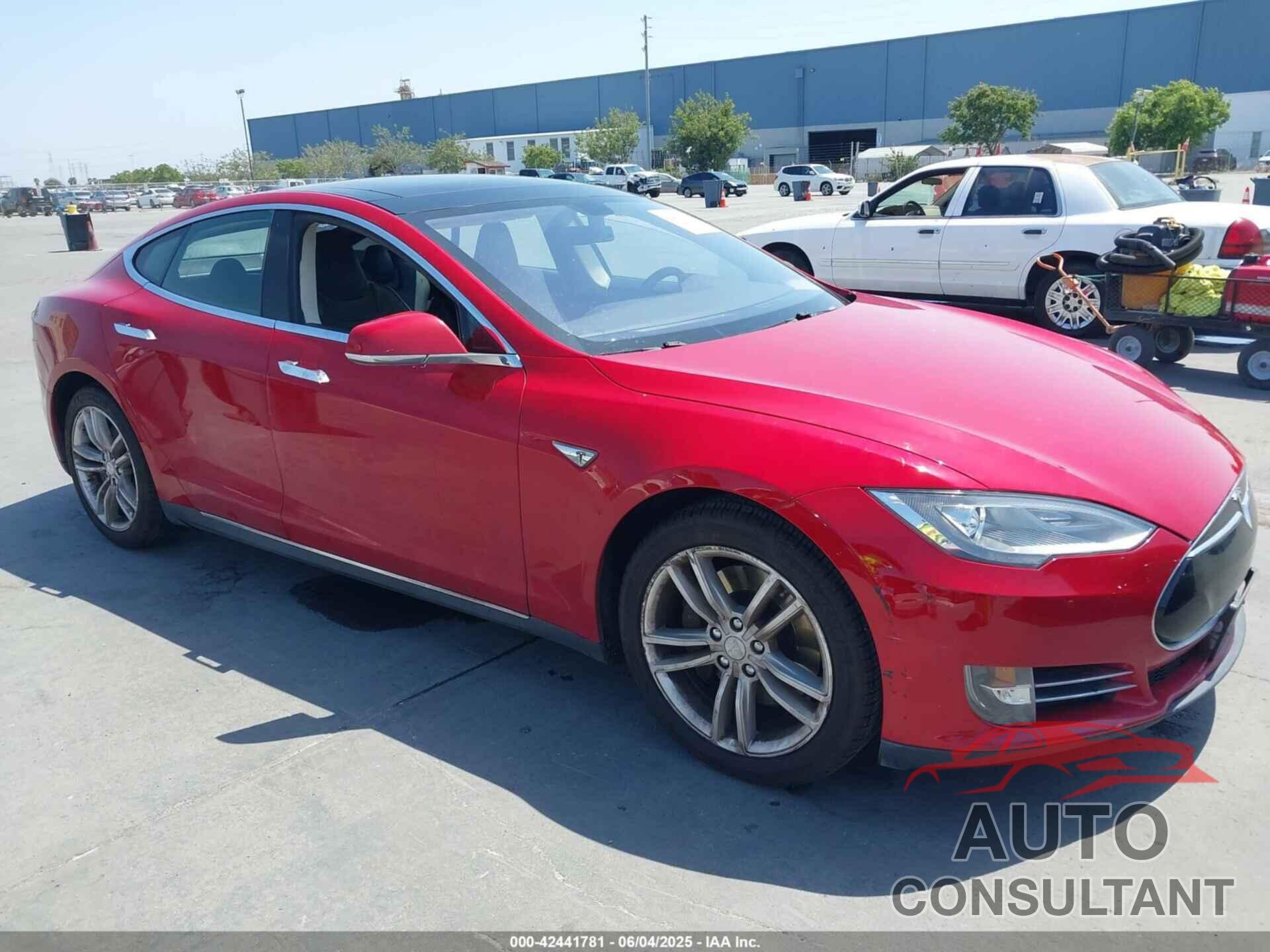 TESLA MODEL S 2014 - 5YJSA1S11EFP33278