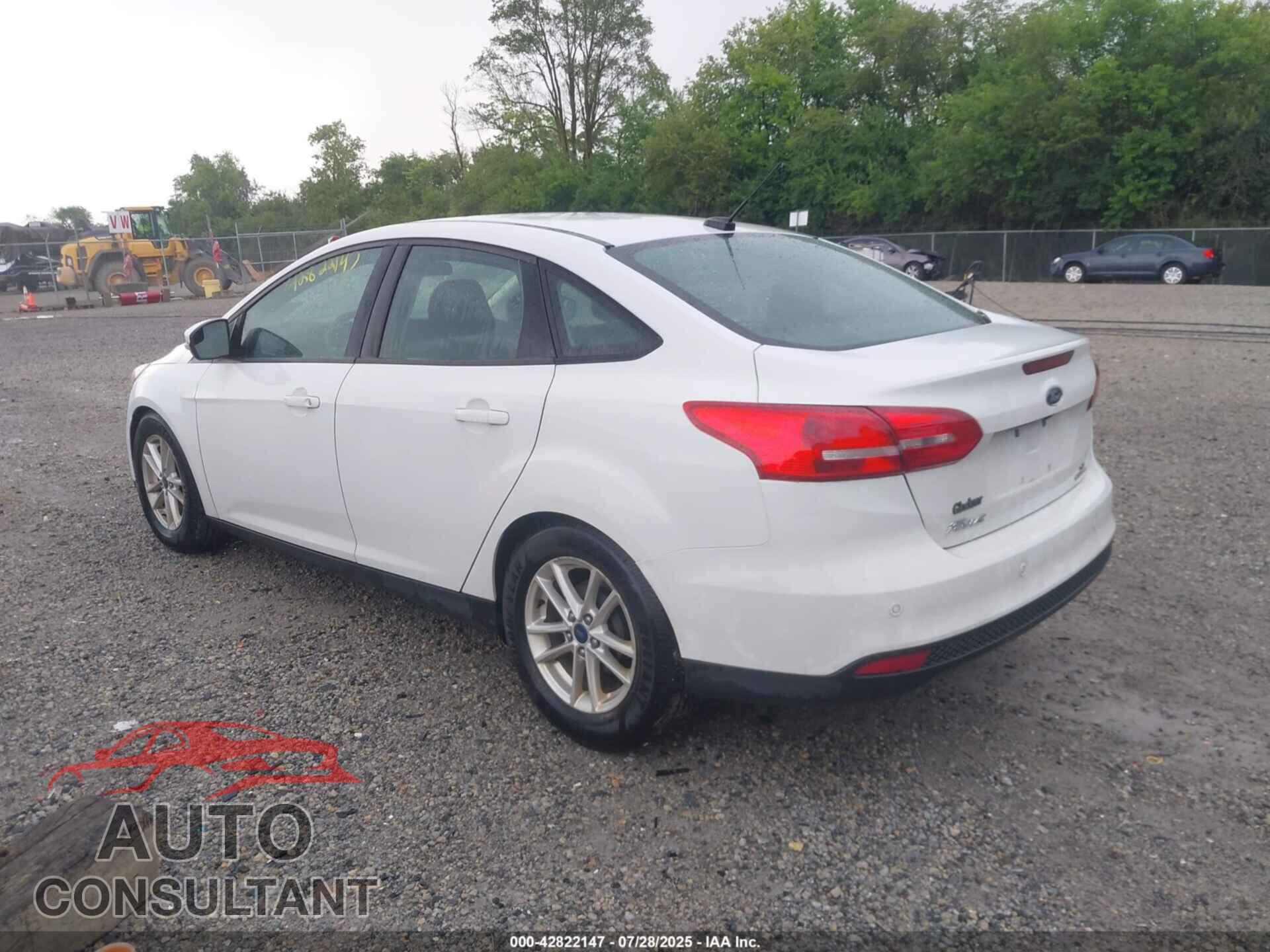 FORD FOCUS 2016 - 1FADP3F21GL390662