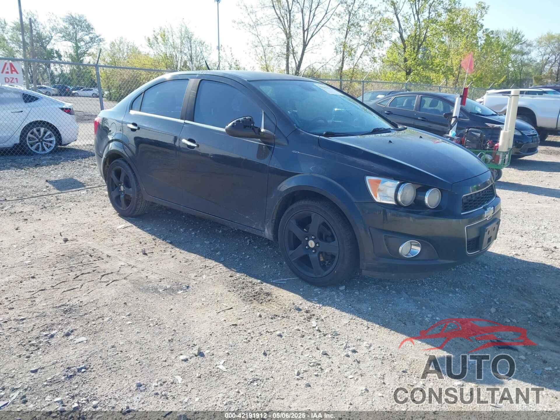 CHEVROLET SONIC 2012 - 1G1JE5SH0C4154929