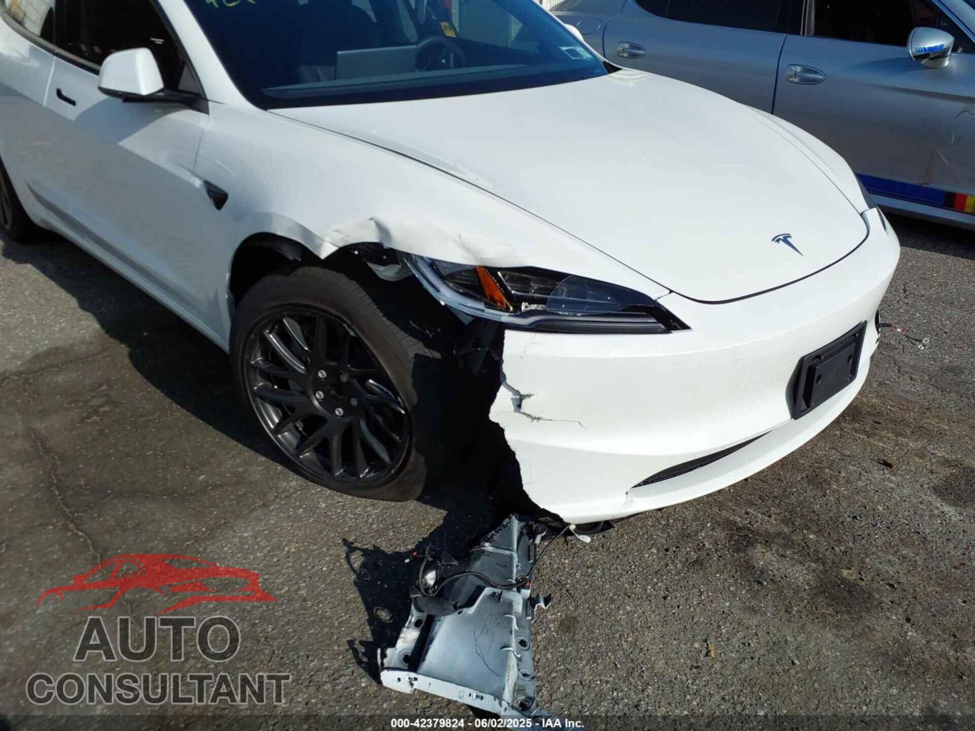 TESLA MODEL 3 2024 - 5YJ3E1EA9RF756849