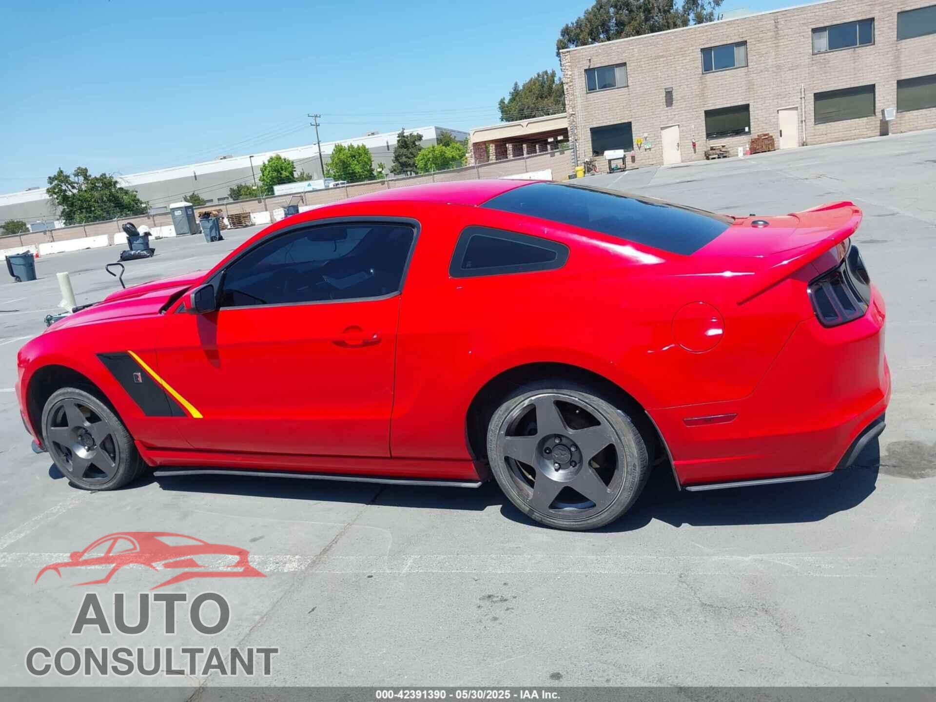 FORD MUSTANG 2014 - 1ZVBP8CF0E5300521