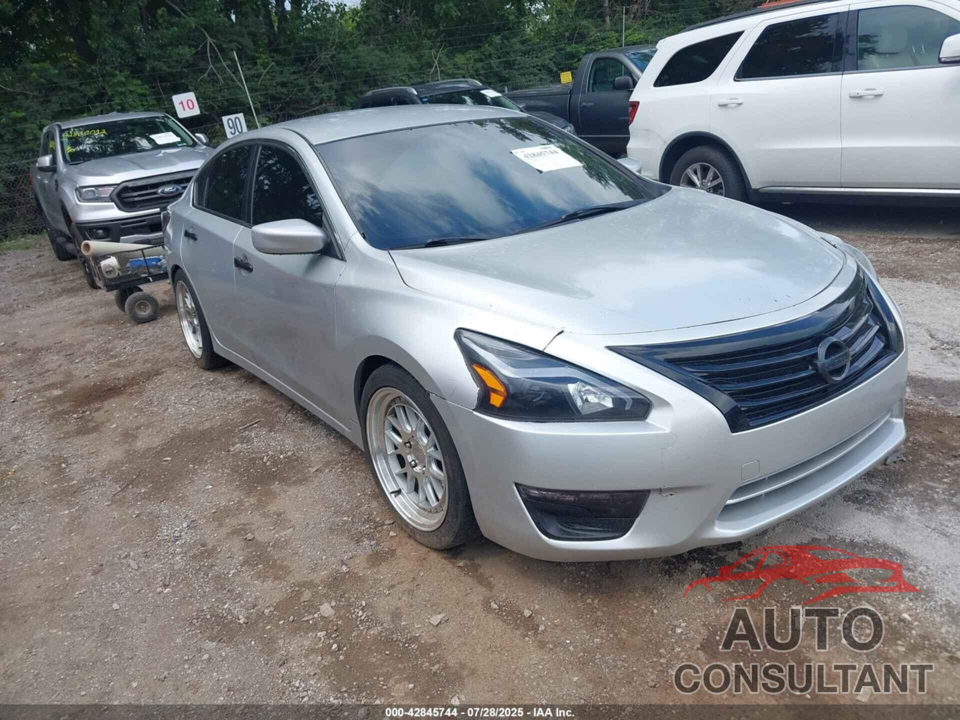 NISSAN ALTIMA 2015 - 1N4AL3AP8FN867303