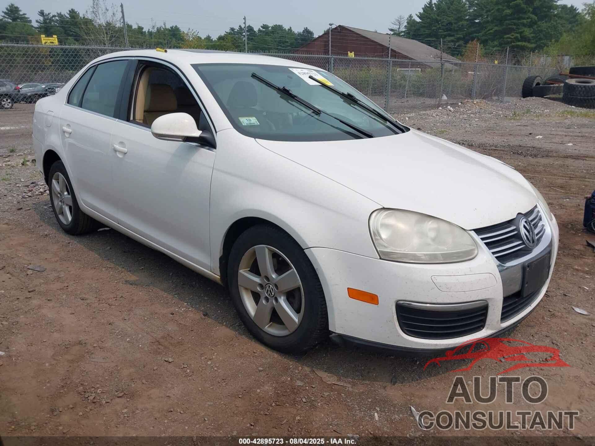 VOLKSWAGEN JETTA 2009 - 3VWRZ71K19M153421