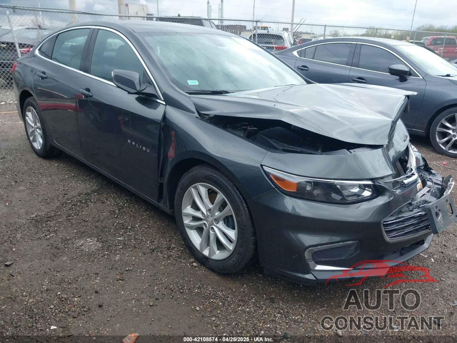 CHEVROLET MALIBU 2017 - 1G1ZE5ST4HF205917